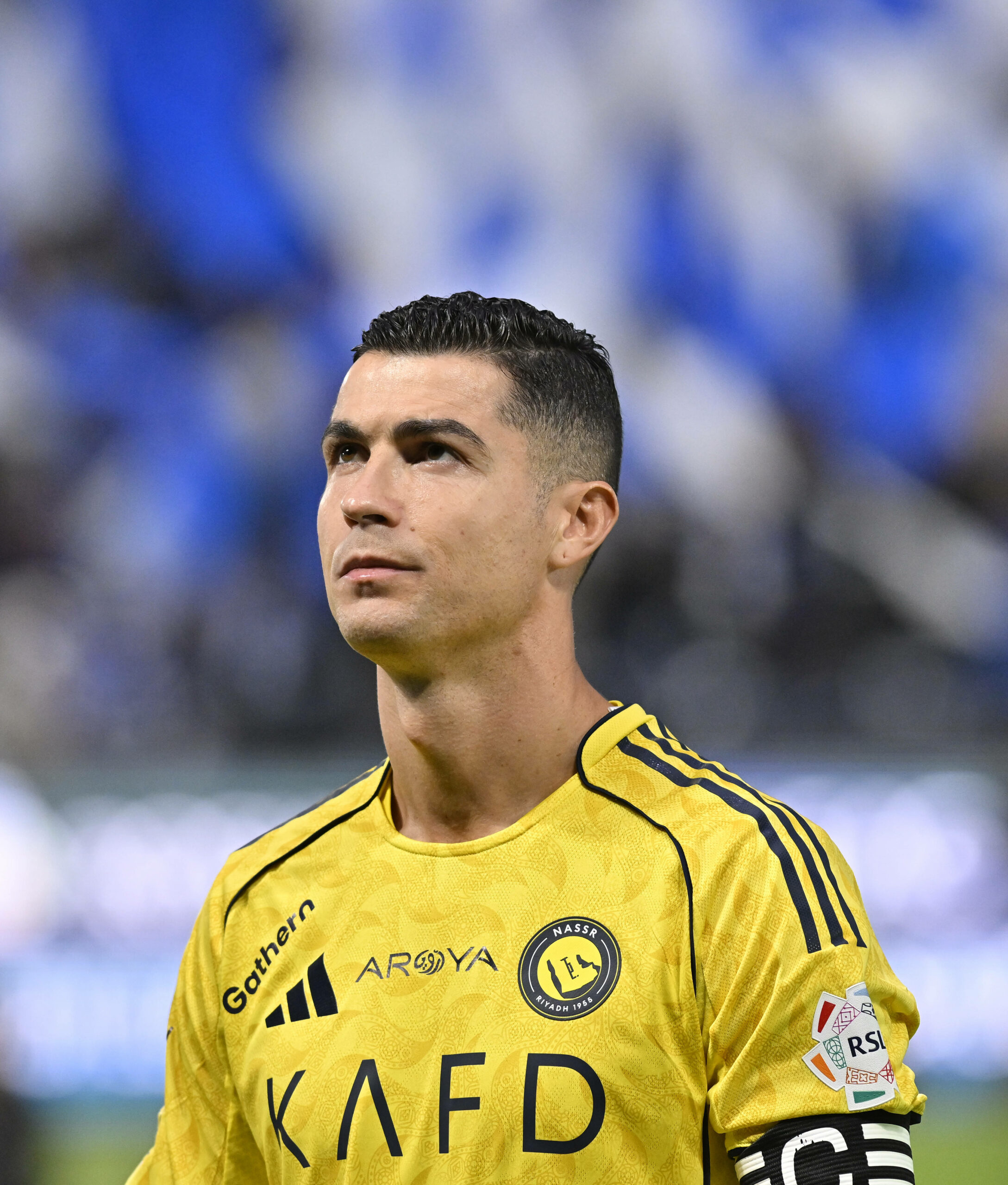 Cristiano Ronaldo schaut besorgt nach oben