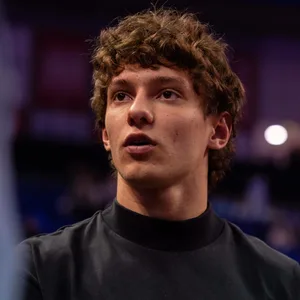 Kimi Antonelli schaut skeptisch