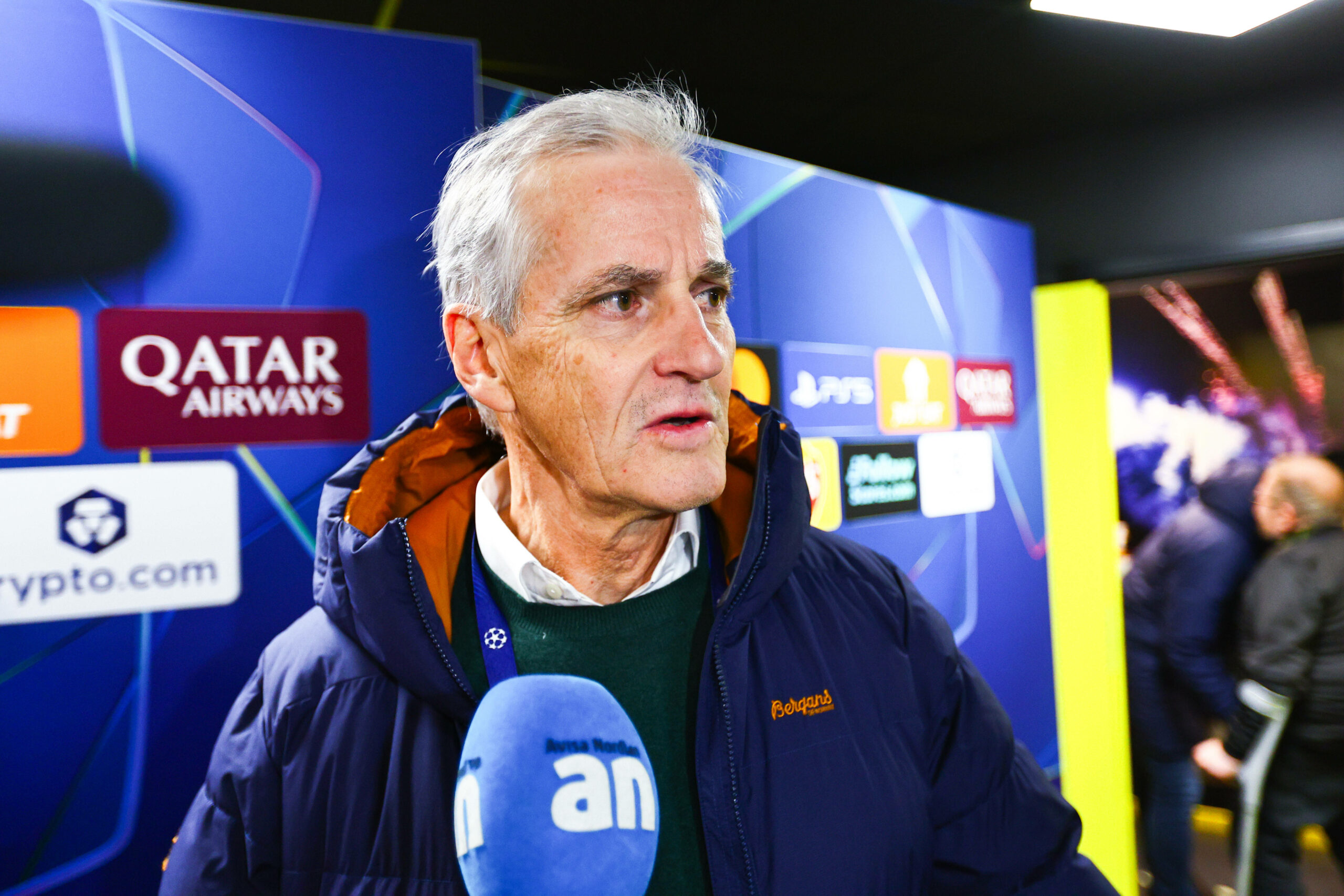 Der norwegische Ministerpräsident Jonas Gahr Störe verfolgte das Spiel von FK Bodo/Glimt gegen Inter Mailand in einer Hotellobby am Rande eines Treffens mit Wolodymyr Selenskyj.