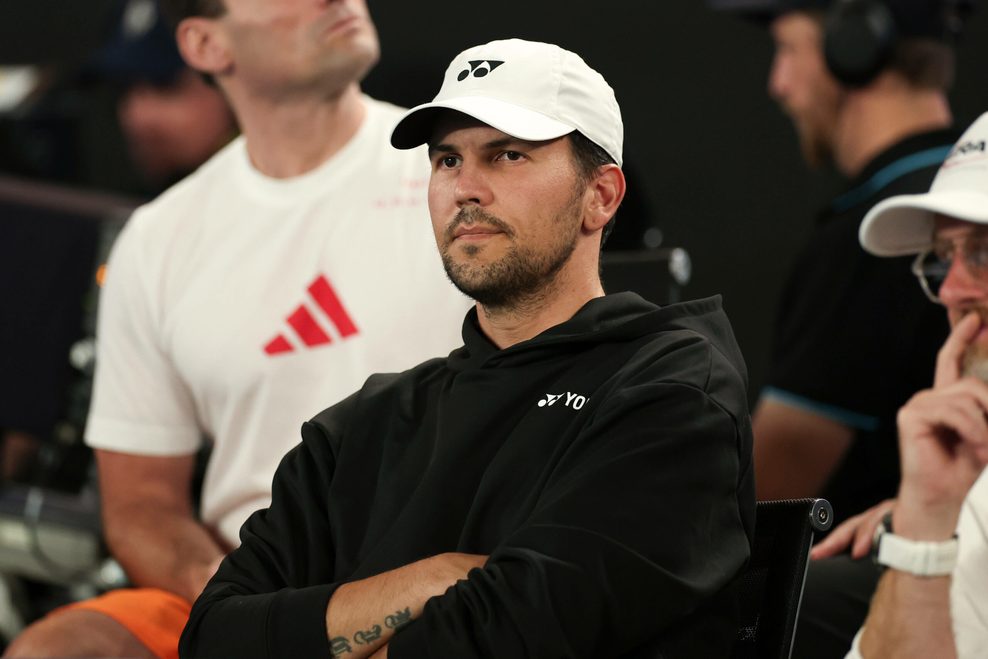 Stefano Vukov guckt grimmig