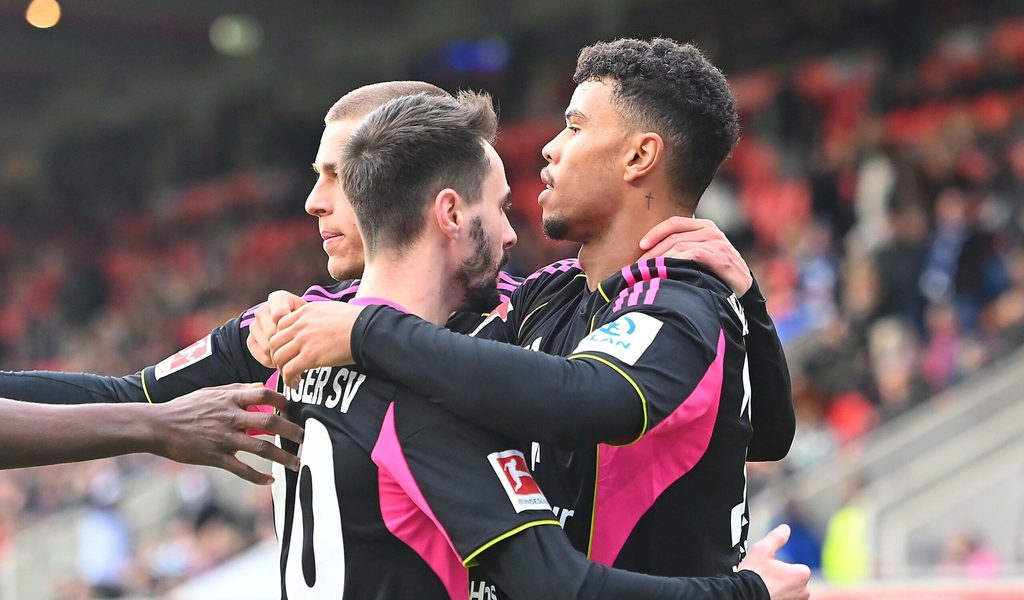 -jeder-hat-gegen-ihn-geschossen-hsv-profis-jubeln-mit-schweigendem-k-nigsd-rffer