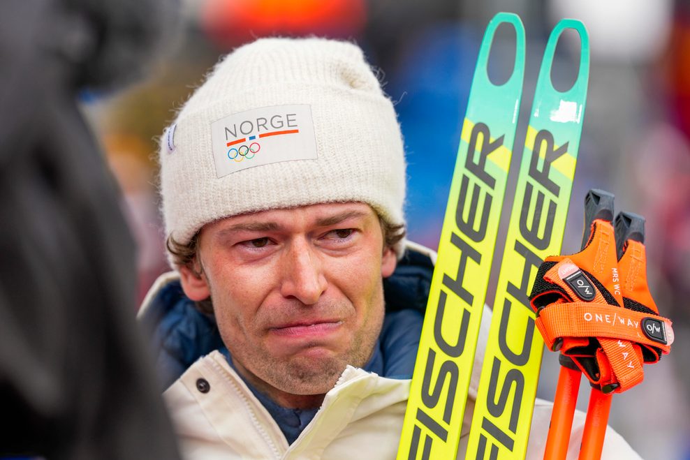 Sturla Holm Lägreid weint.