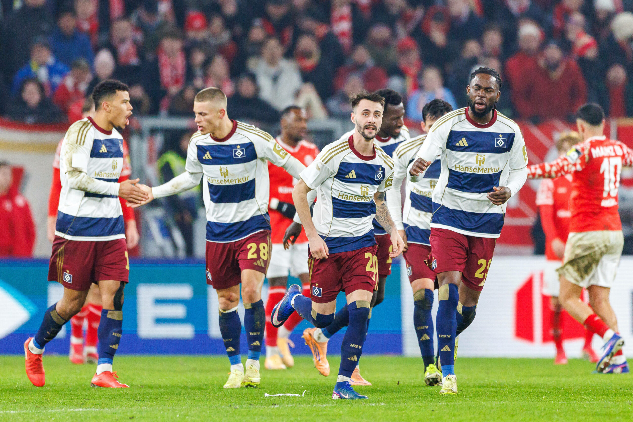 Die HSV-Profis sicherten sich in Mainz einen Zähler.