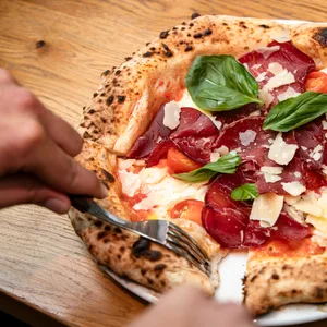 Im „Silo16“ gab es Pizza aus einem traditionellen Steinofen (Symbolfoto).