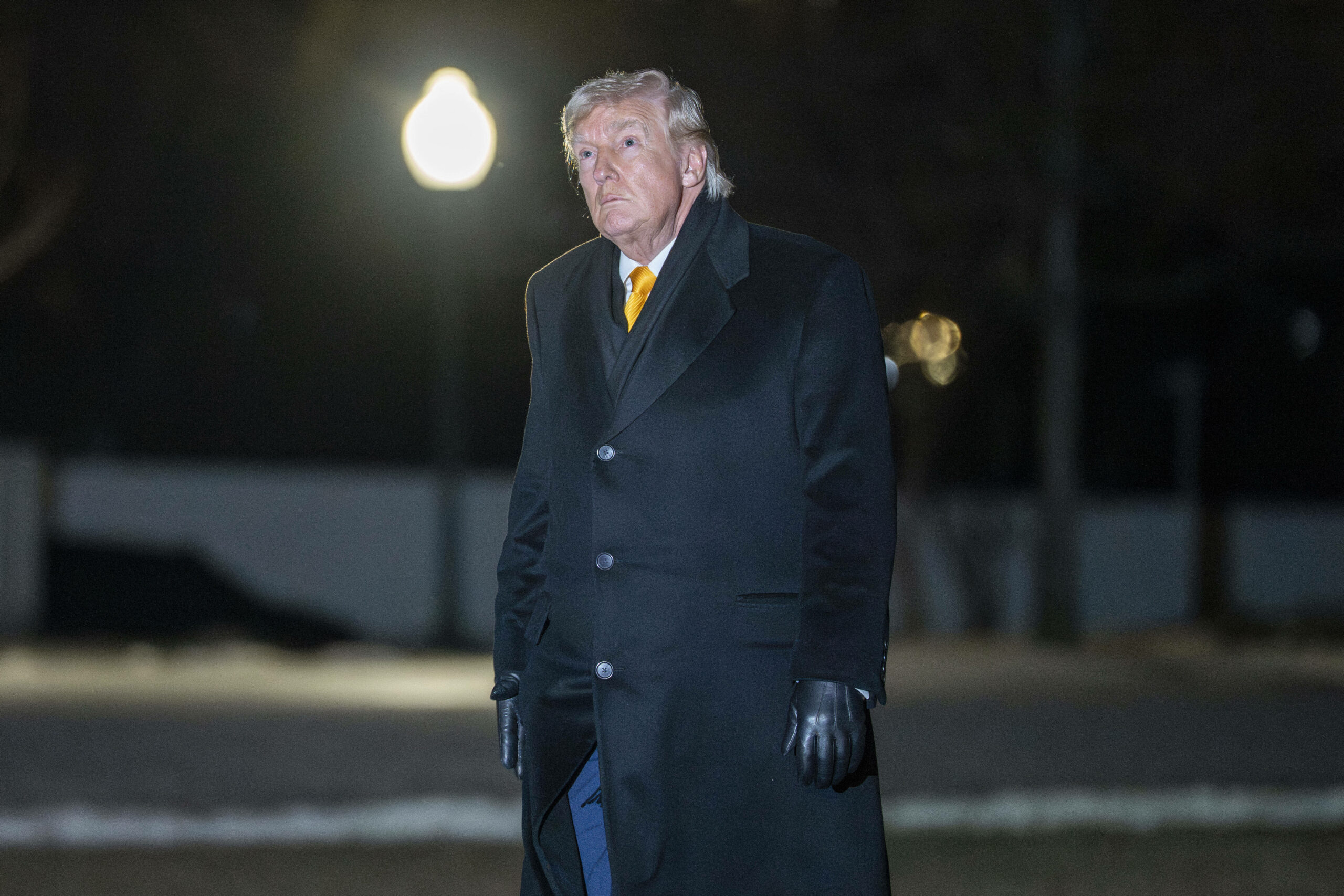 Donald Trump vor dem Weißen Haus