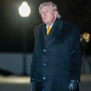 Donald Trump vor dem Weißen Haus