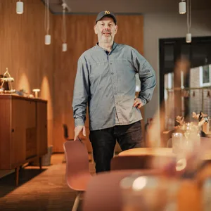 Marc Mueller im Gastraum des „Pastorale“