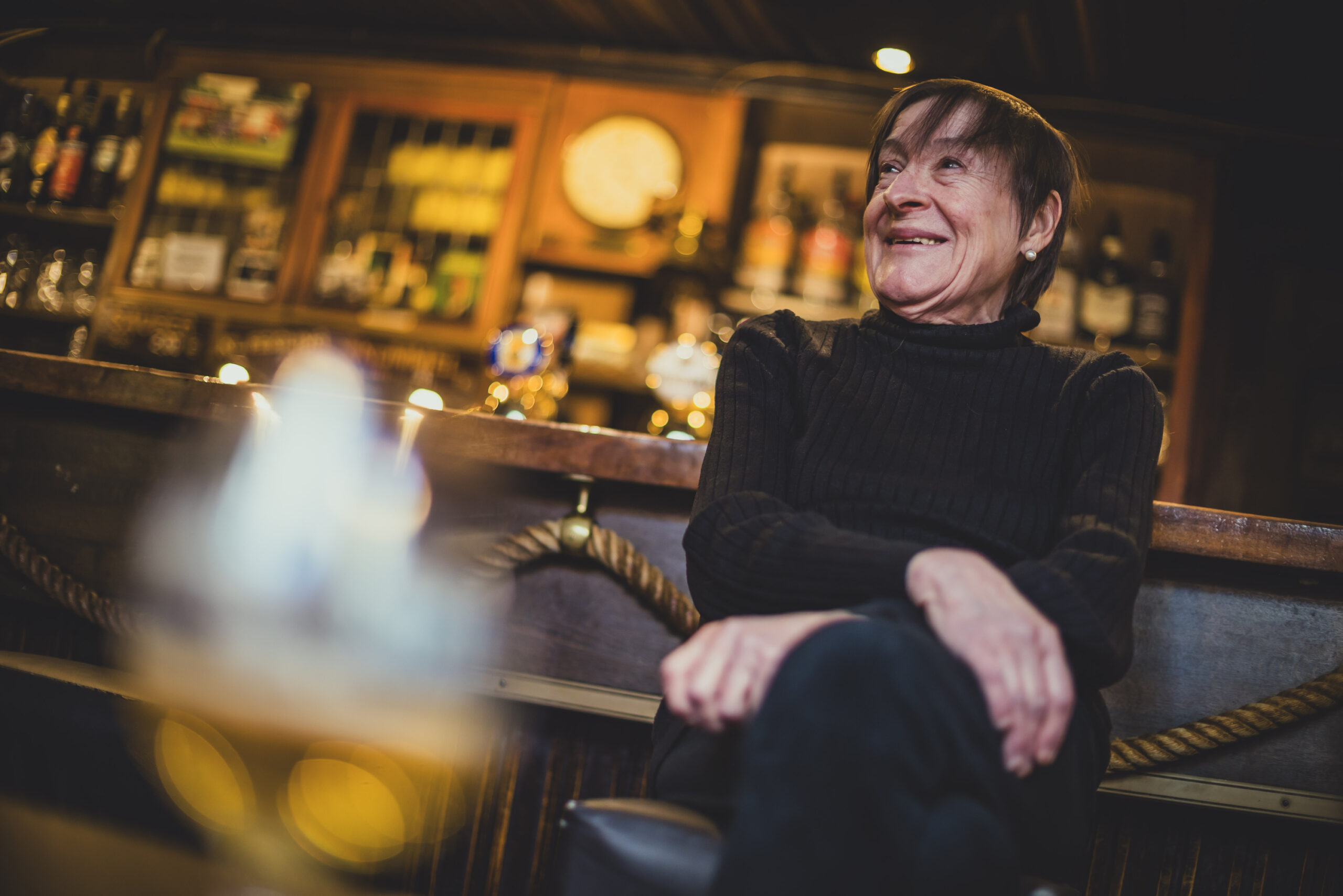 30 Jahre lang stand Inge (70) hinterm Tresen vom „Gretel & Alfons“l. Ob Lude oder Rocker – bei ihr haben sich immer alle benommen.