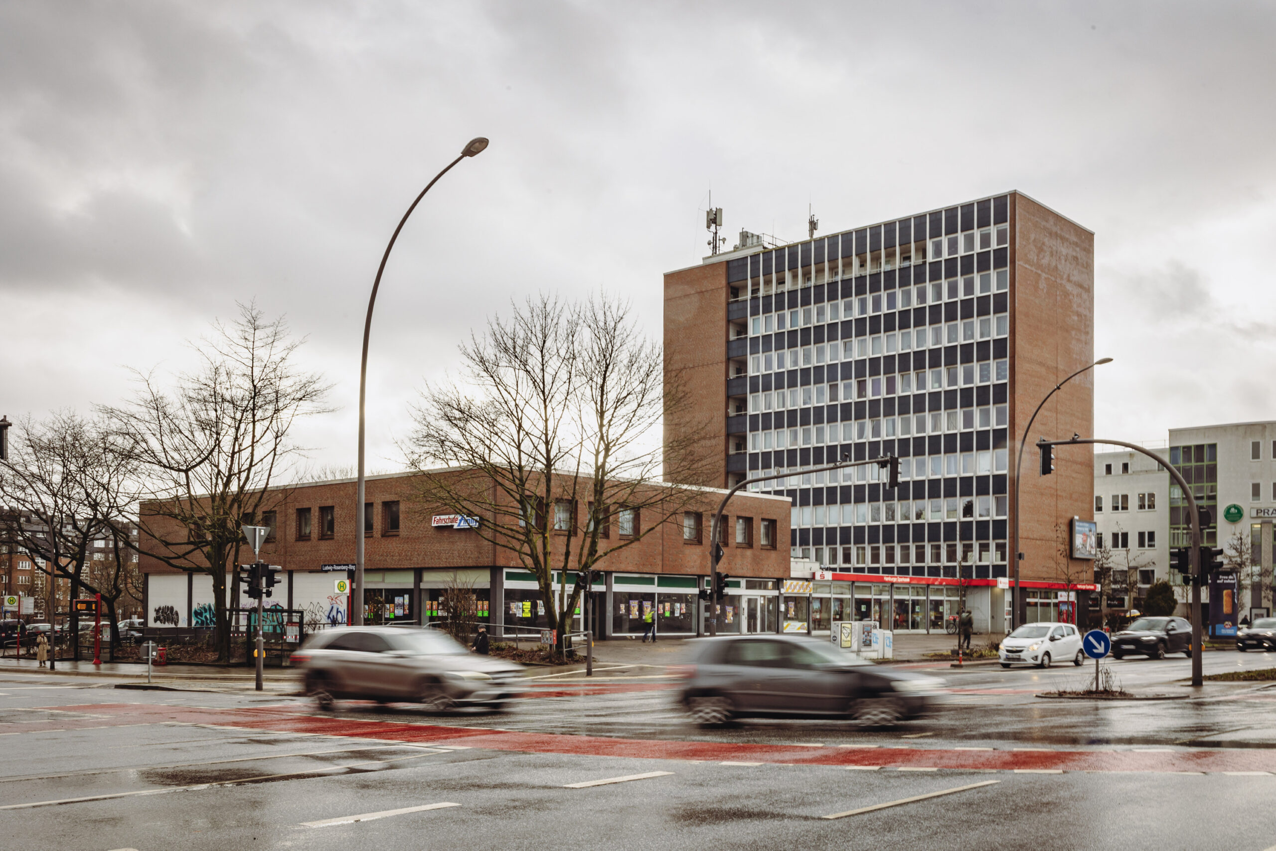 Lohbrügge rund um Haspa-Hochhaus wird bebaut.