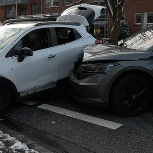 Autos nach Unfall