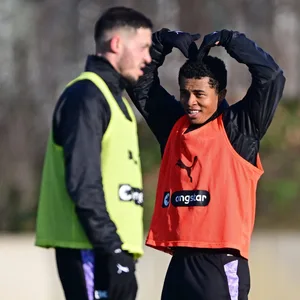 Joel Chima Fujita und Mathias Pereira Lage beim Training