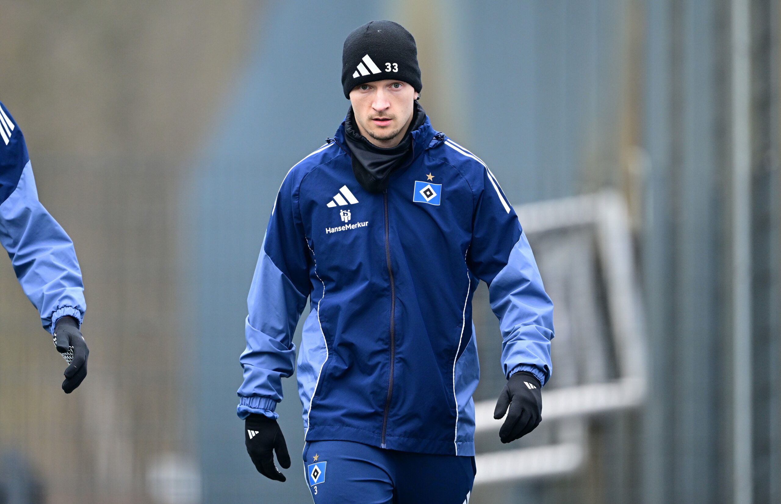 Noah Katterbach beim HSV-Training