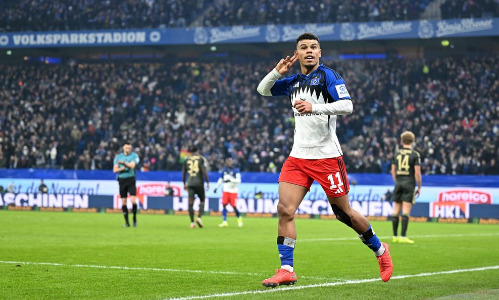 Ransford Königsdörffer bejubelt ein Tor für den HSV