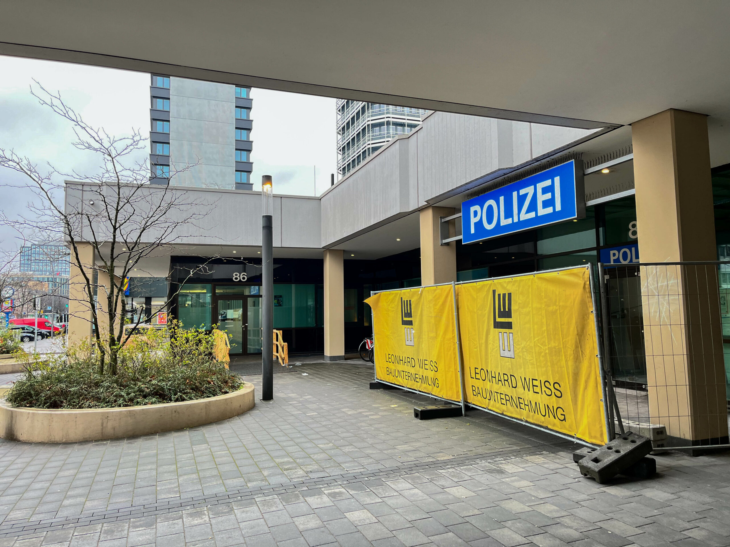 Mäuse, Kakerlaken und keine schussichere Verglasung – unhaltbare Zustände an Polizeirevier in St. Georg