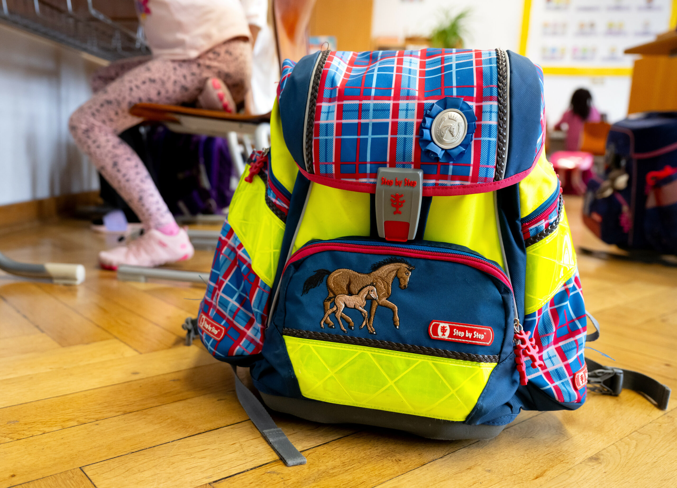 Ein Grundschüler brachte in Osnabrück 5000 Euro mit in seine Klasse. (Symbolbild)