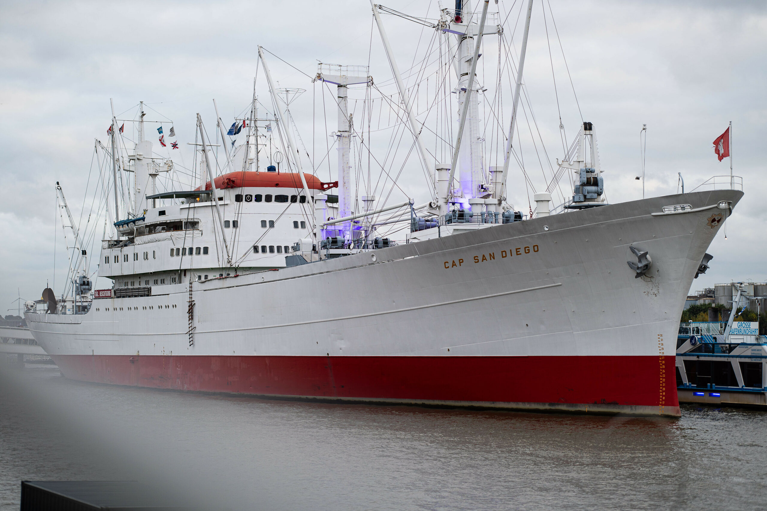 Darum verlässt das Museumsschiff „Cap San Diego" heute Hamburg | MOPO