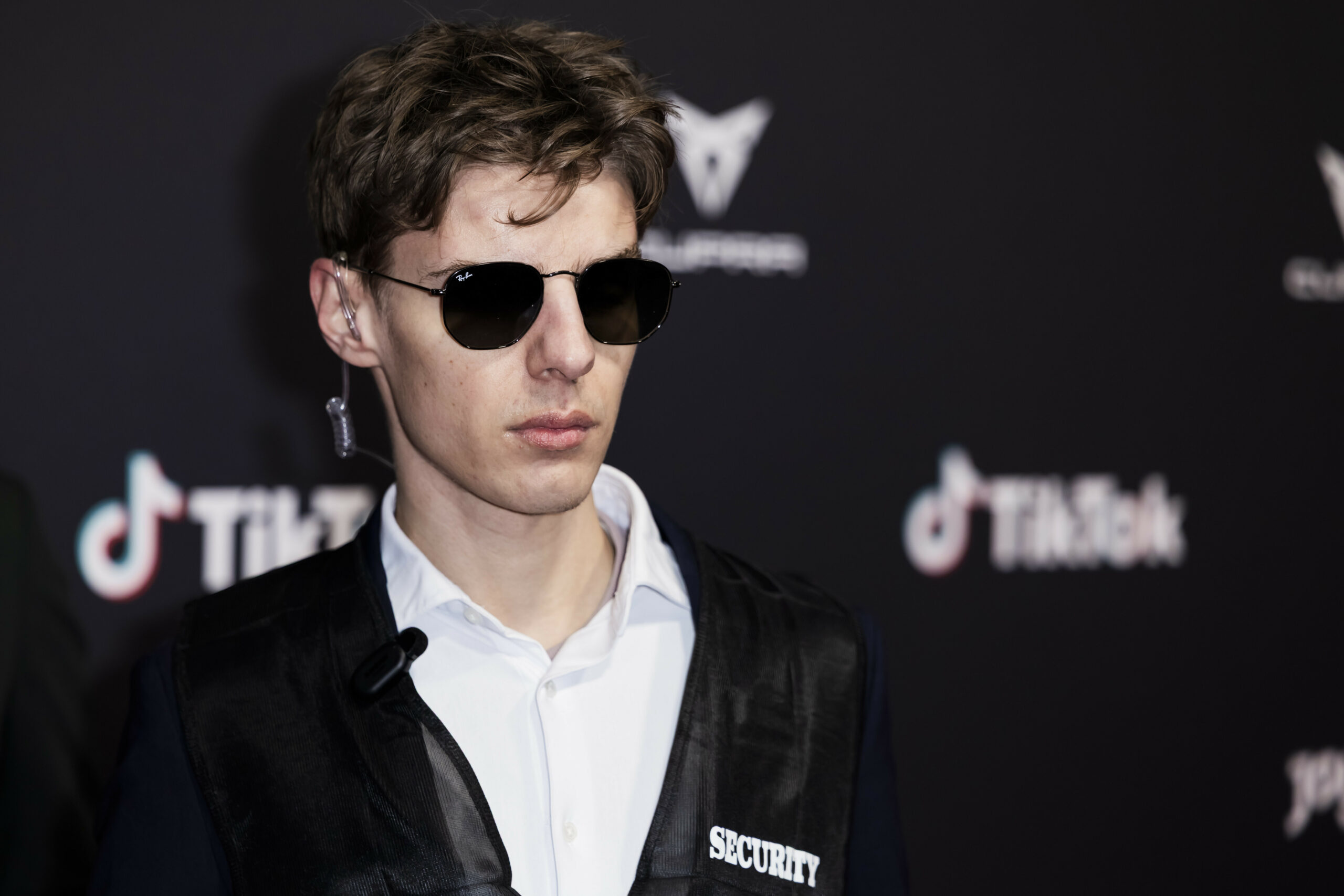 Levi Penell (levihallo) im November 2025 bei der Verleihung der Tiktok-Awards ins Kraftwerk Berlin.