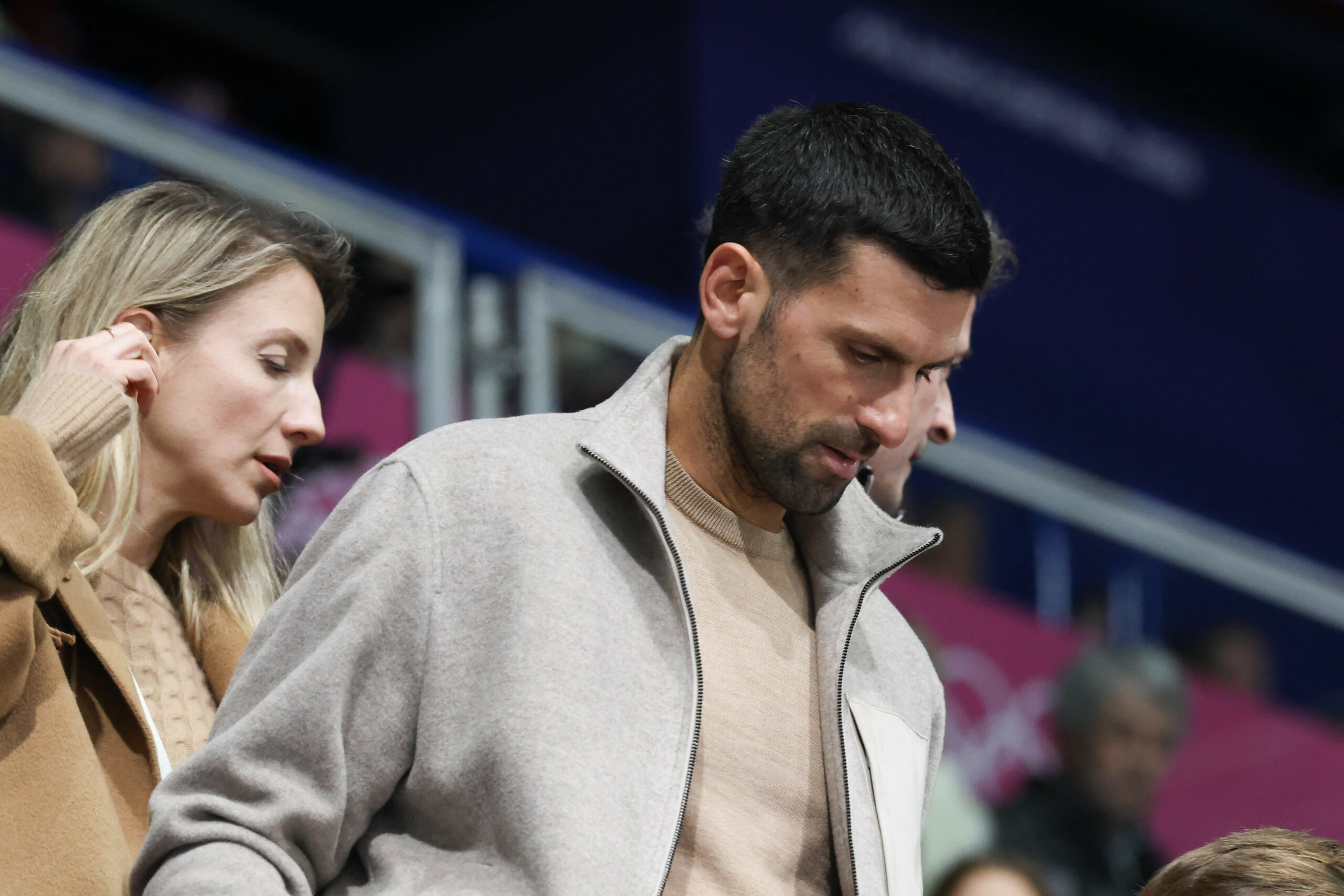 Novak Djokovic (r.) als Zuschauer bei den Olympischen Winterspielen