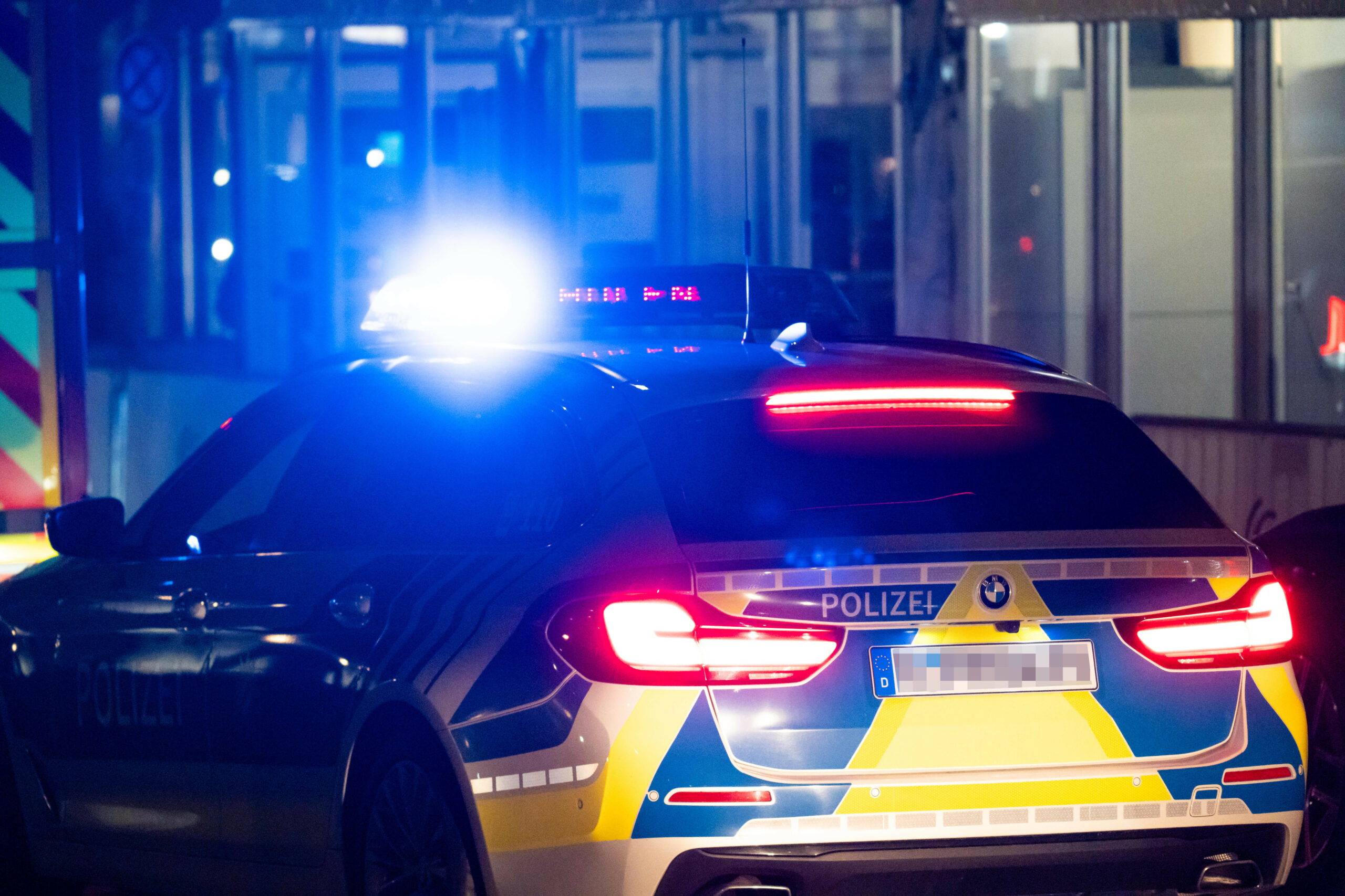 Streifenwagen Polizei Blaulicht Einsatz