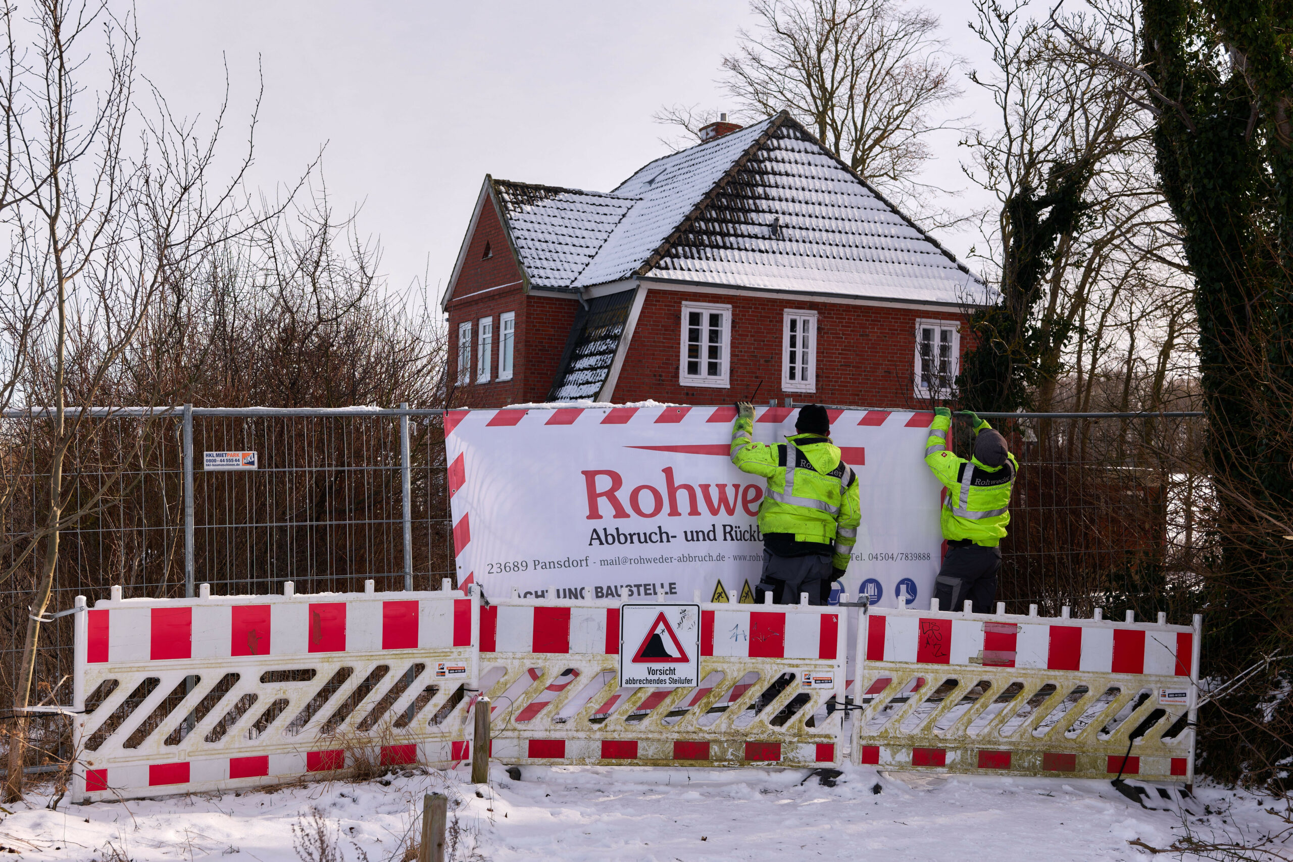 Das berühmte Jugendhaus Seeblick im Travemünder Ortsteil Brodten wird abgerissen. (Archivbild)