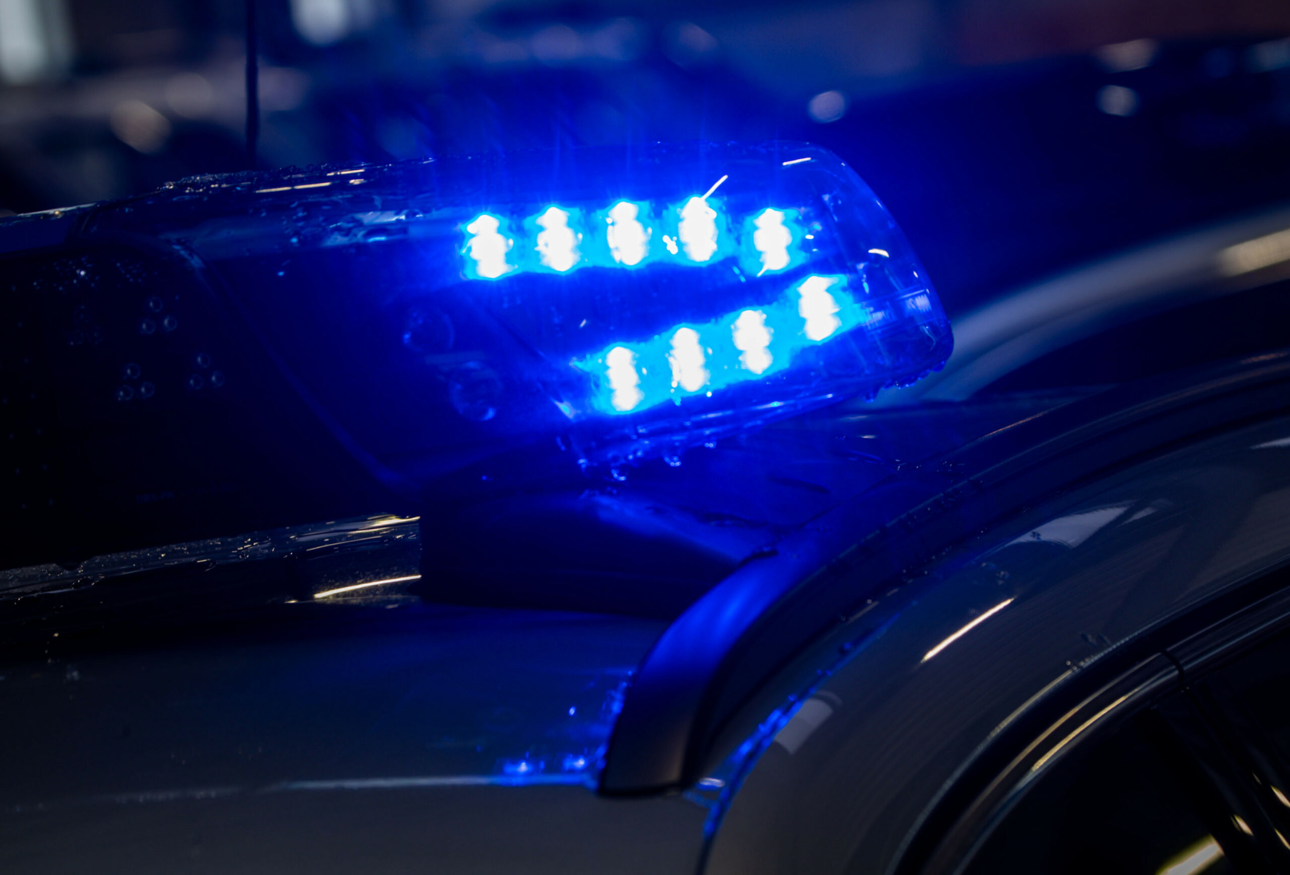 In Neubrandenburg ist ein Streit zwischen zwei jungen Frauen eskaliert. (Symbolbild)