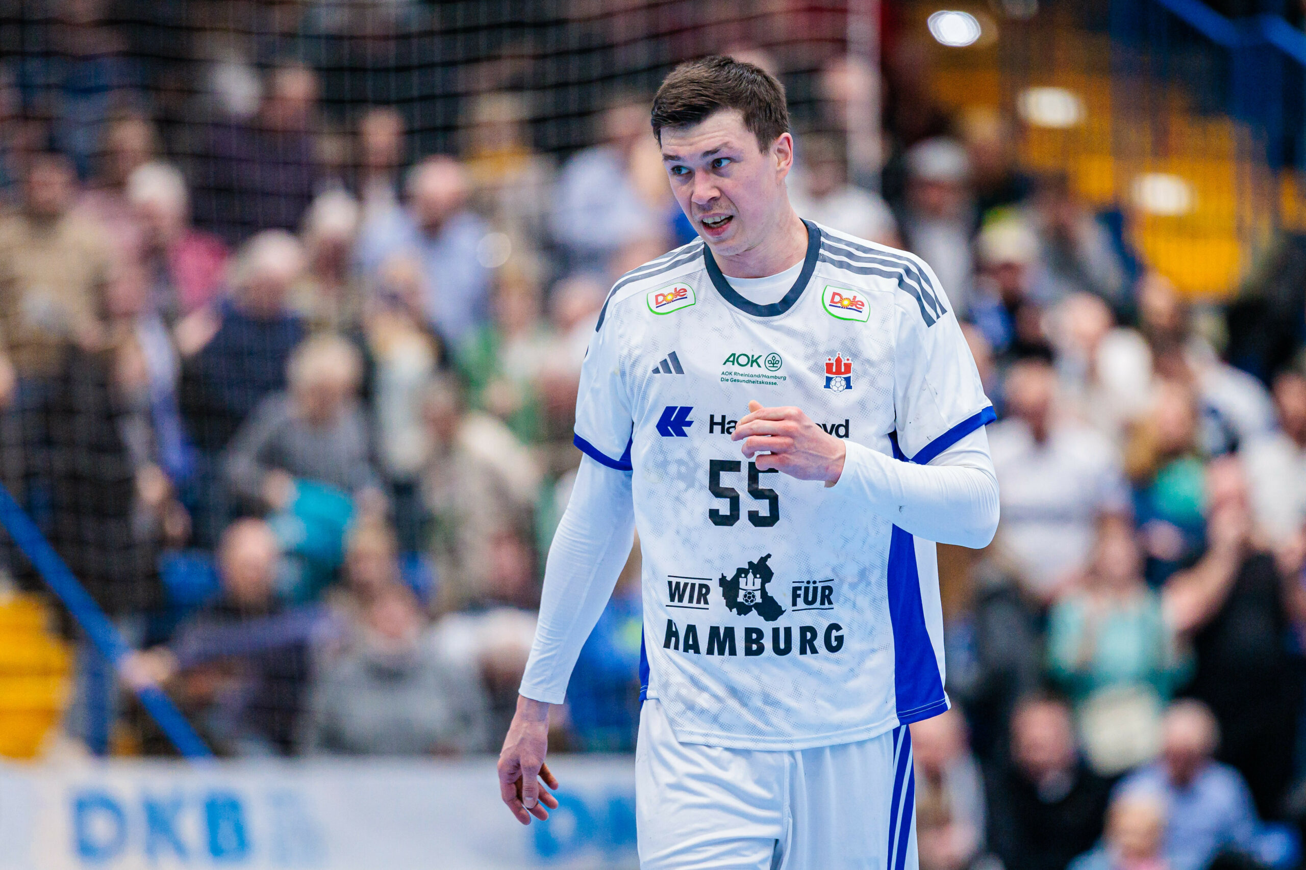 Azat Valiullin bei einem Spiel des HSV Hamburg