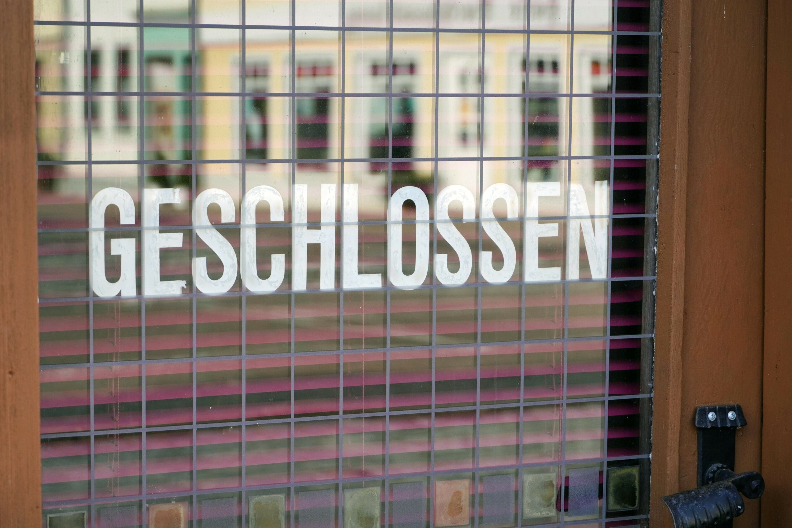 Sonntagsöffnung von Geschäften in bestimmten Orten mit touristischer Bedeutung nun für unwirksam erklärt. (Symbolbild)