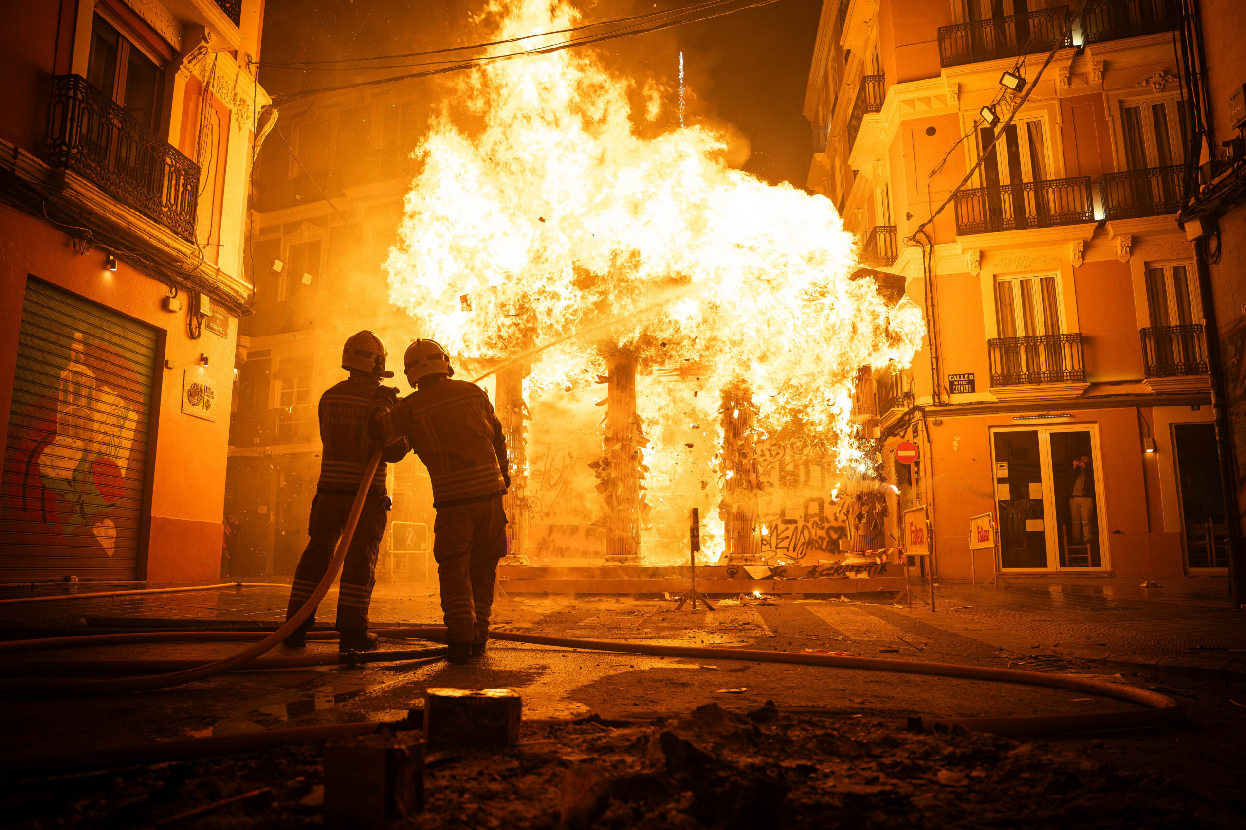 Fallas Valencia Feuerwehr Brand