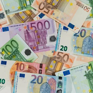 Zwischen 2016 und 2025 sind Hamburg mithilfe der Verschonungsbedarfsprüfung fast 857 Mio. Euro Steuergelder durch die Lappen gegangen. (Symbolbild)