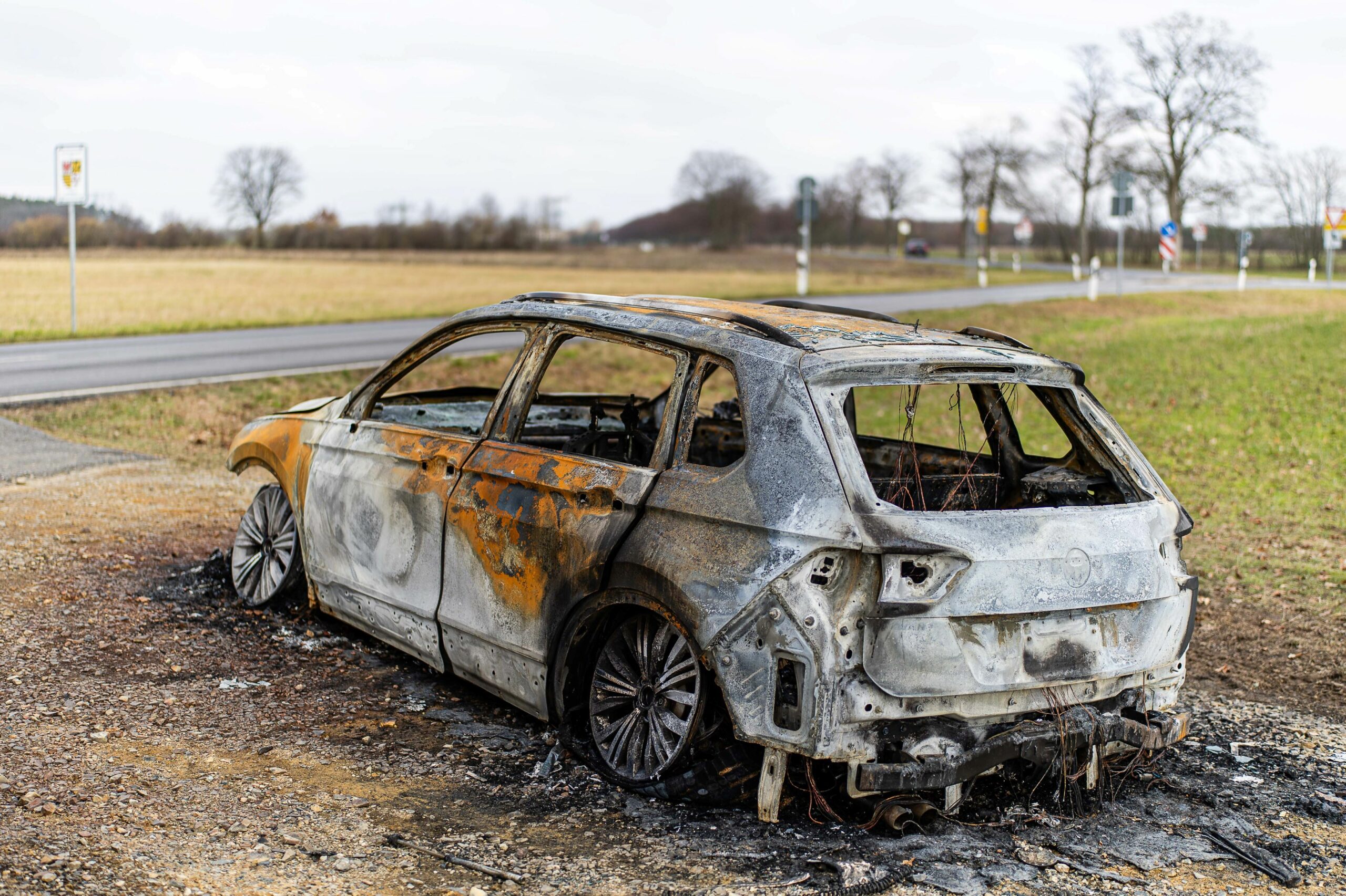 Ausgebrannter Wagen (Symbolbild).