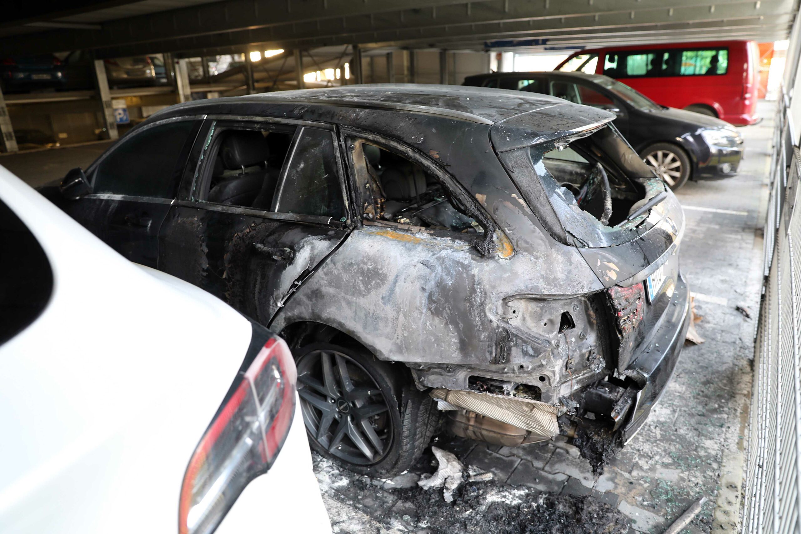 Ein ausgebrannter Wagen