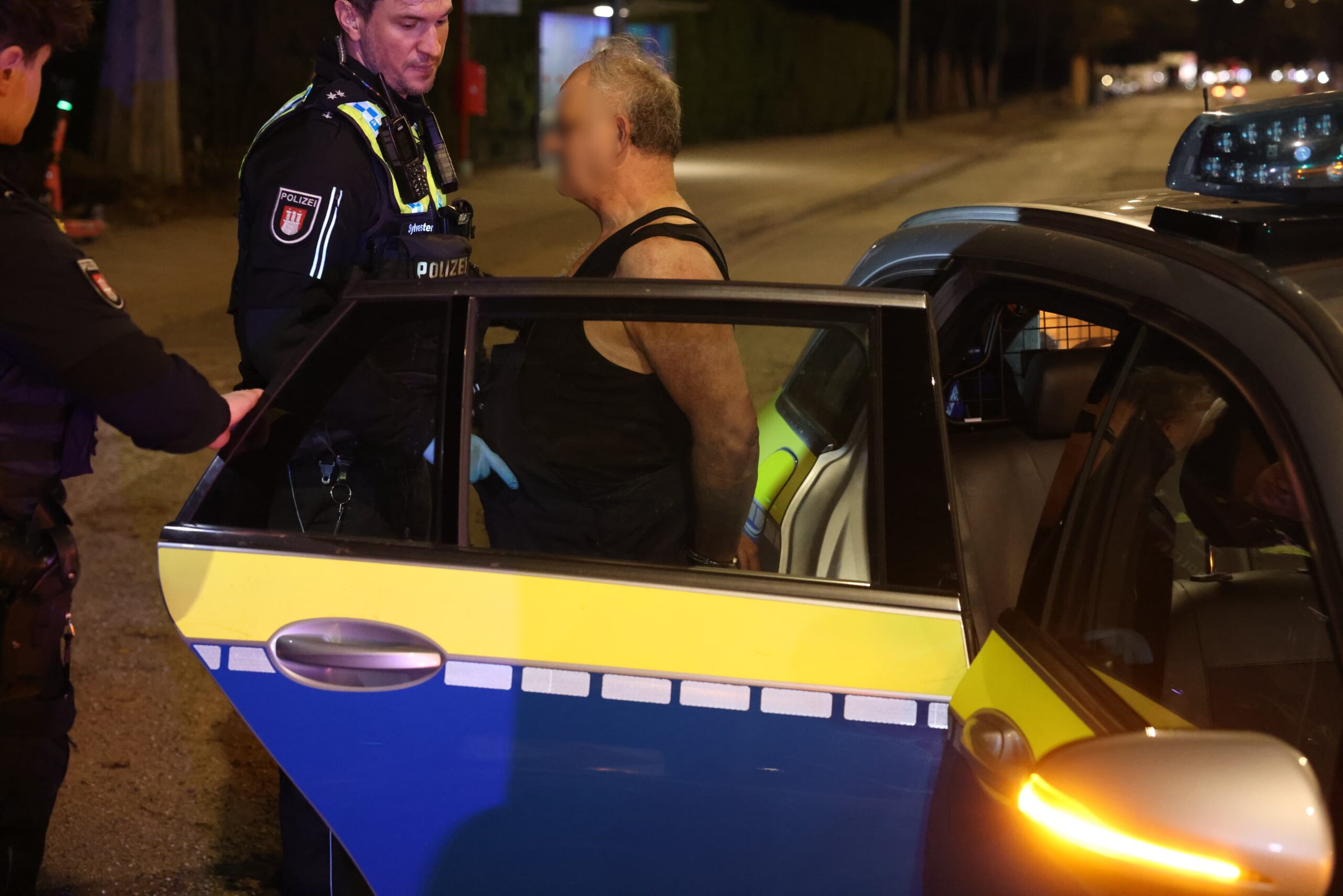 Nach einem Verkehrsunfall in Wilhelmsburg wurde ein Tatverdächtiger festgenommen.