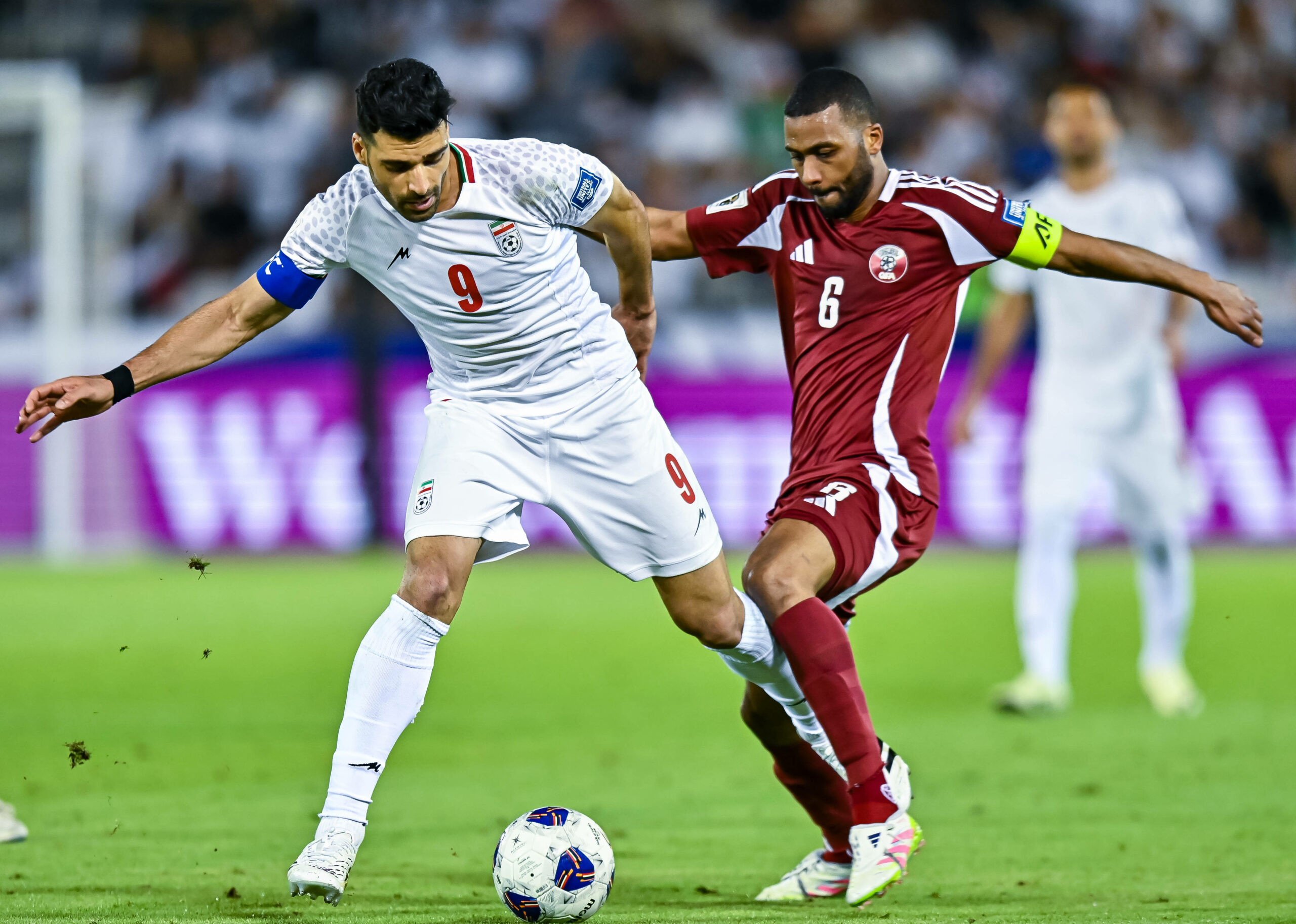 Mehdi Taremi für den Iran am Ball