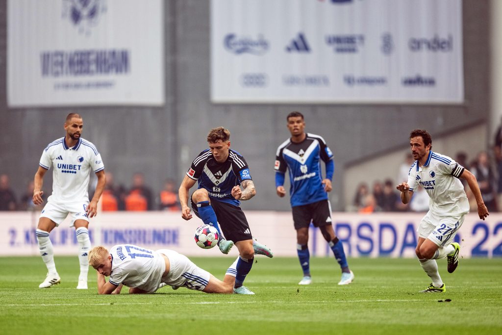 HSV-Profi Nicolai Remberg (Mitte) im vergangenen Sommer im Test beim FC Kopenhagen.