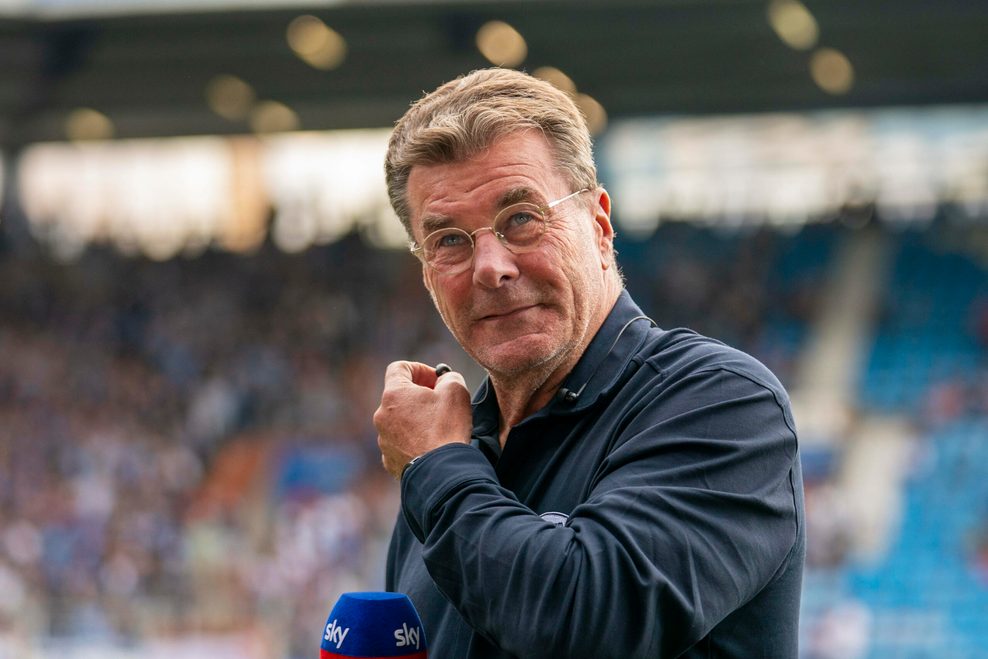 Dieter Hecking als Sky-Experte am Mikrofon