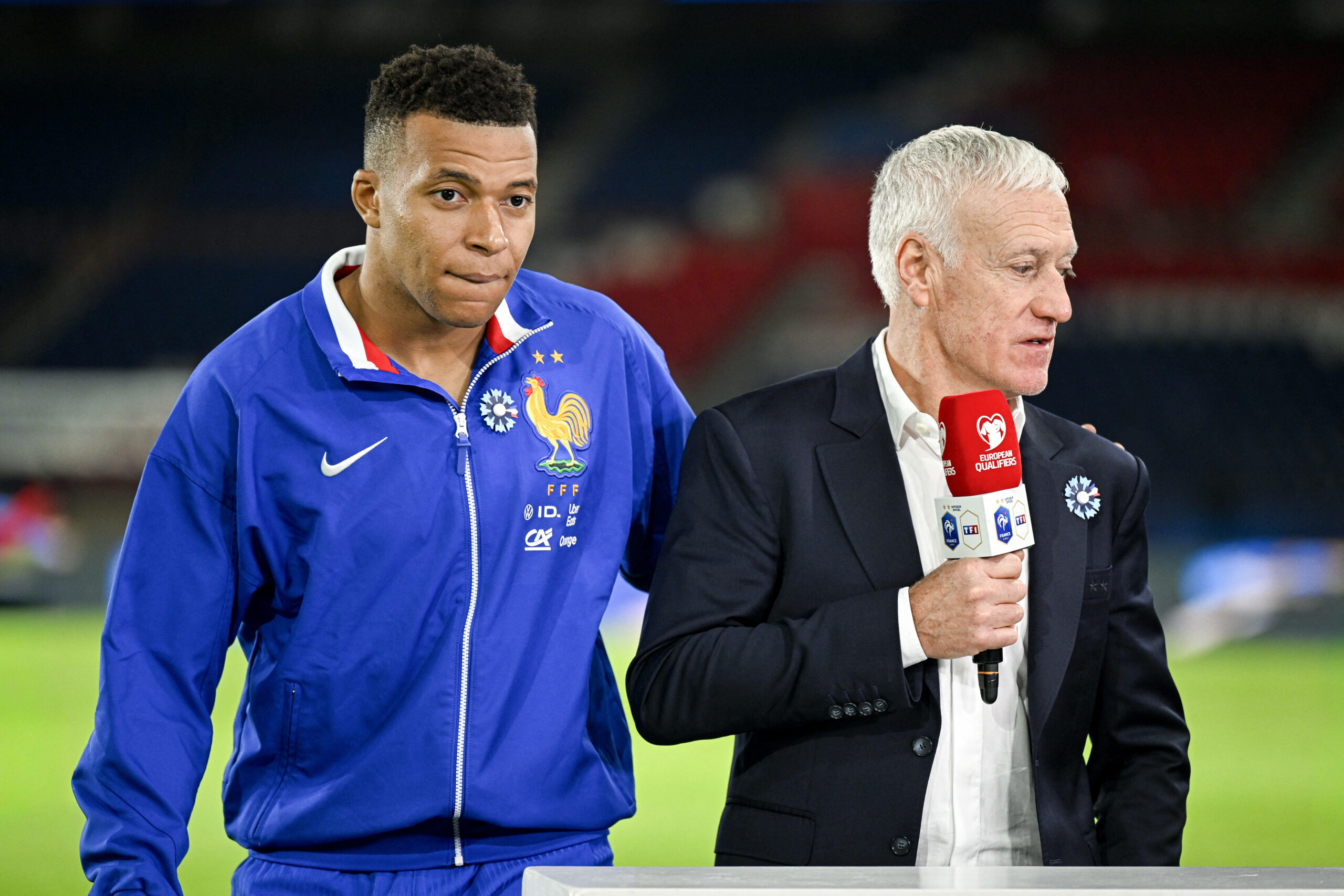 Kilian Mbappe und Didier Deschamps bei einem Interview