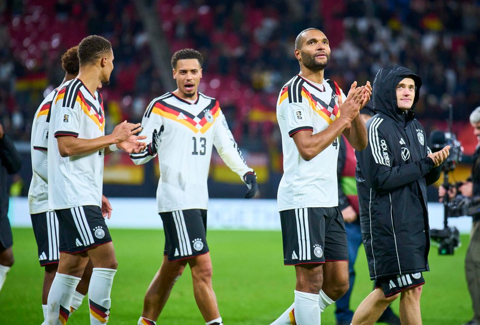 Felix Nmeha und Jonathan Tah nach einem Deutschland Spiel