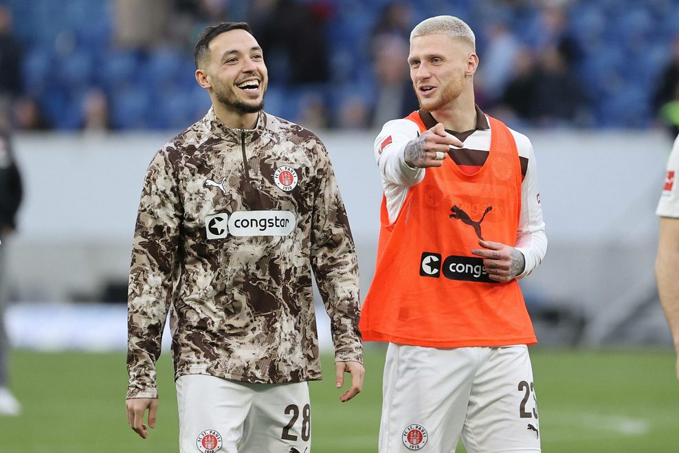 Mathias Pereira Lage (links) und Louis Oppie sind gut gelaunt.