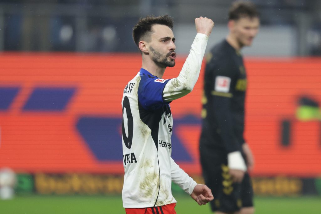 Fábio Vieira jubelt nach seinem Tor für den HSV gegen Köln.