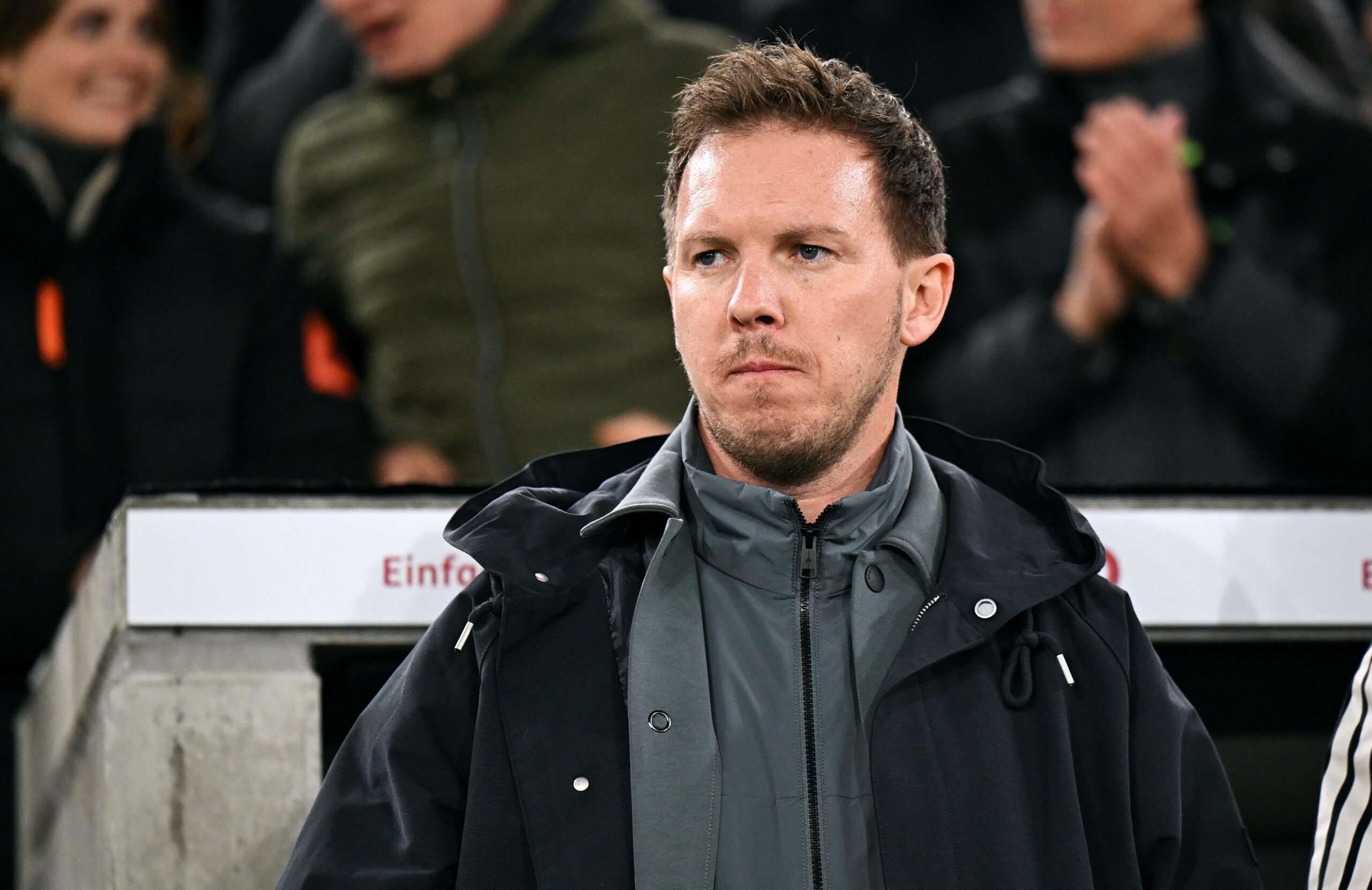 Julian Nagelsmann presst die Lippen aufeinander.