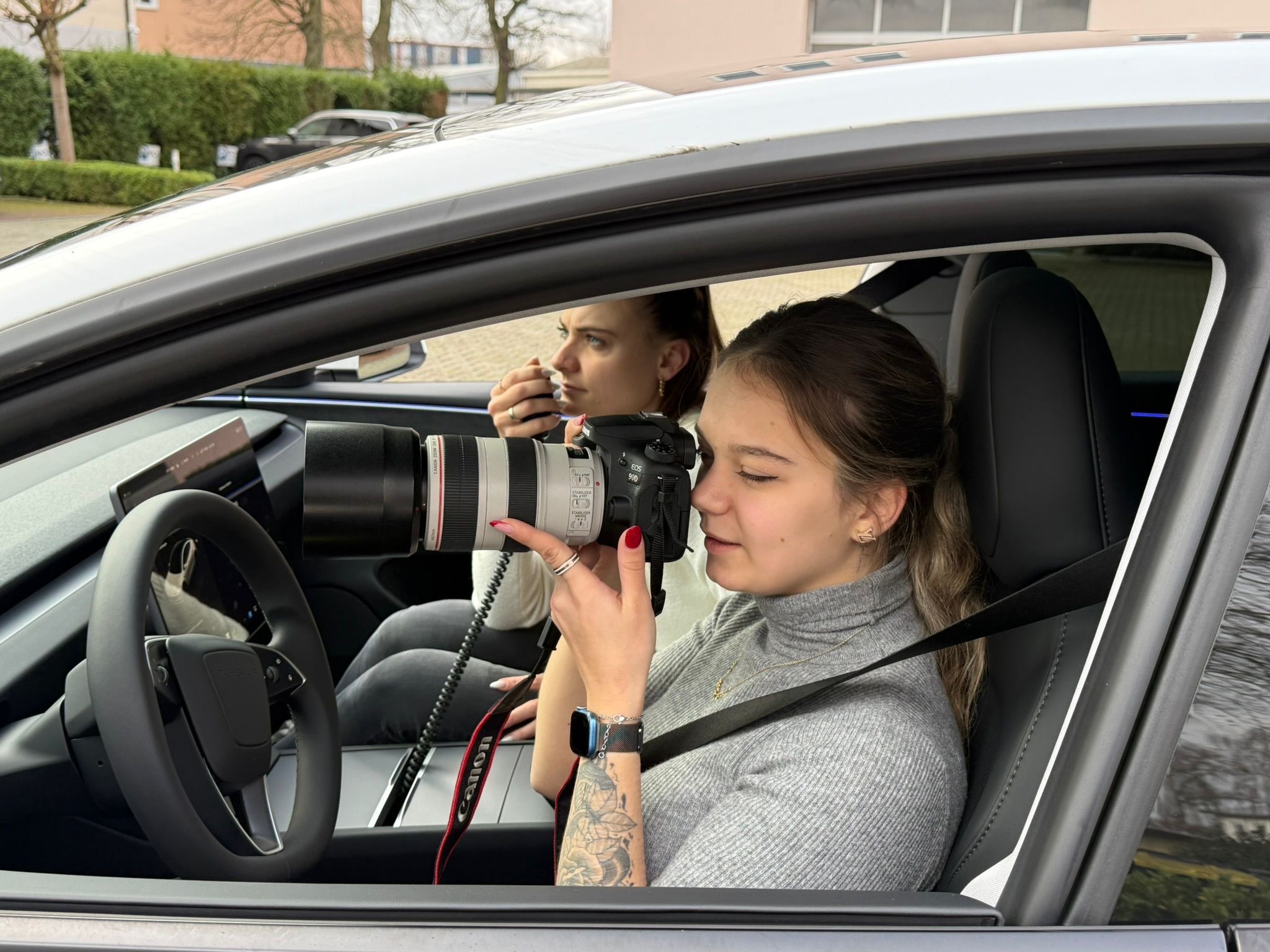 Eine Frau mit Kamera