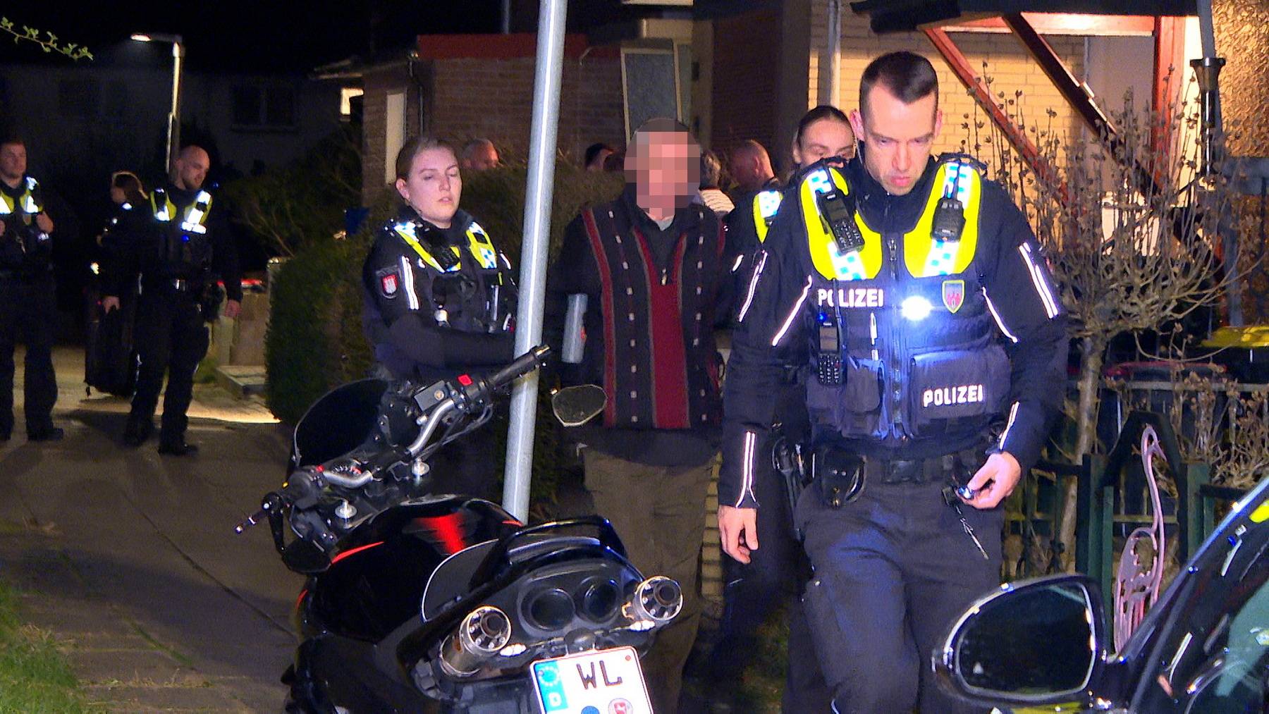 Langenbek Messer Gewalttat Polizei