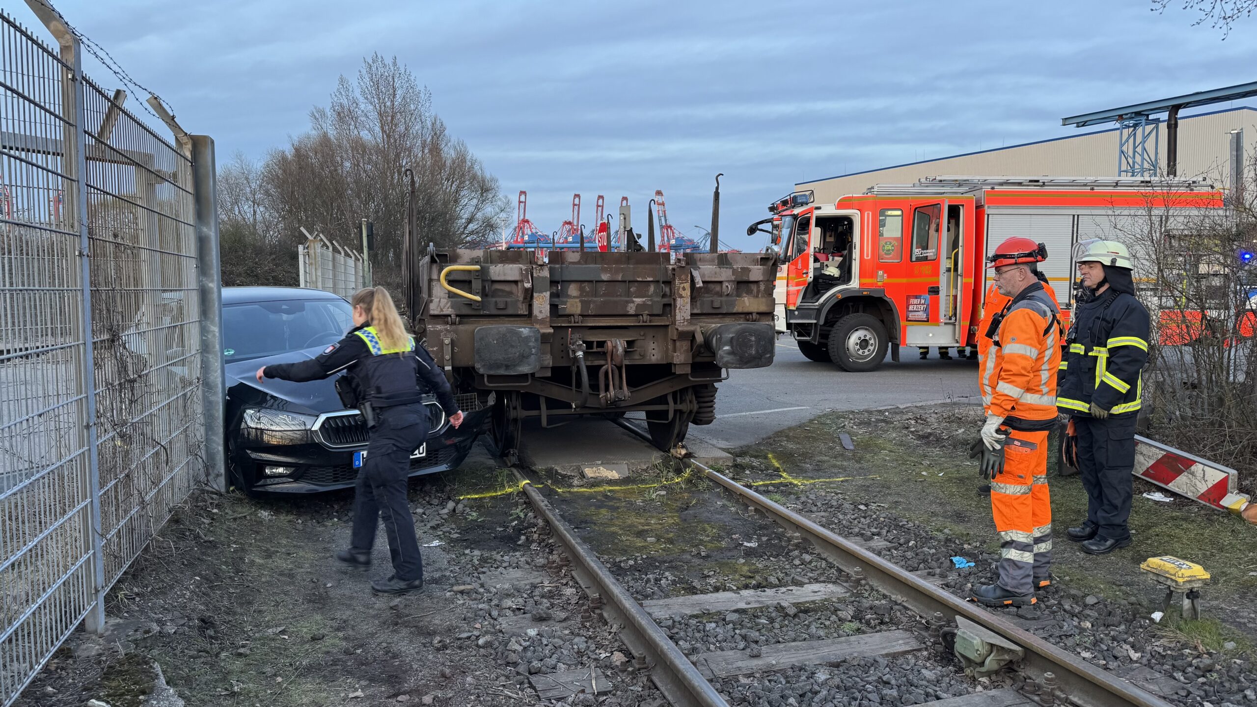 Hafenbahn Waltershof Lok Waggon Unfall
