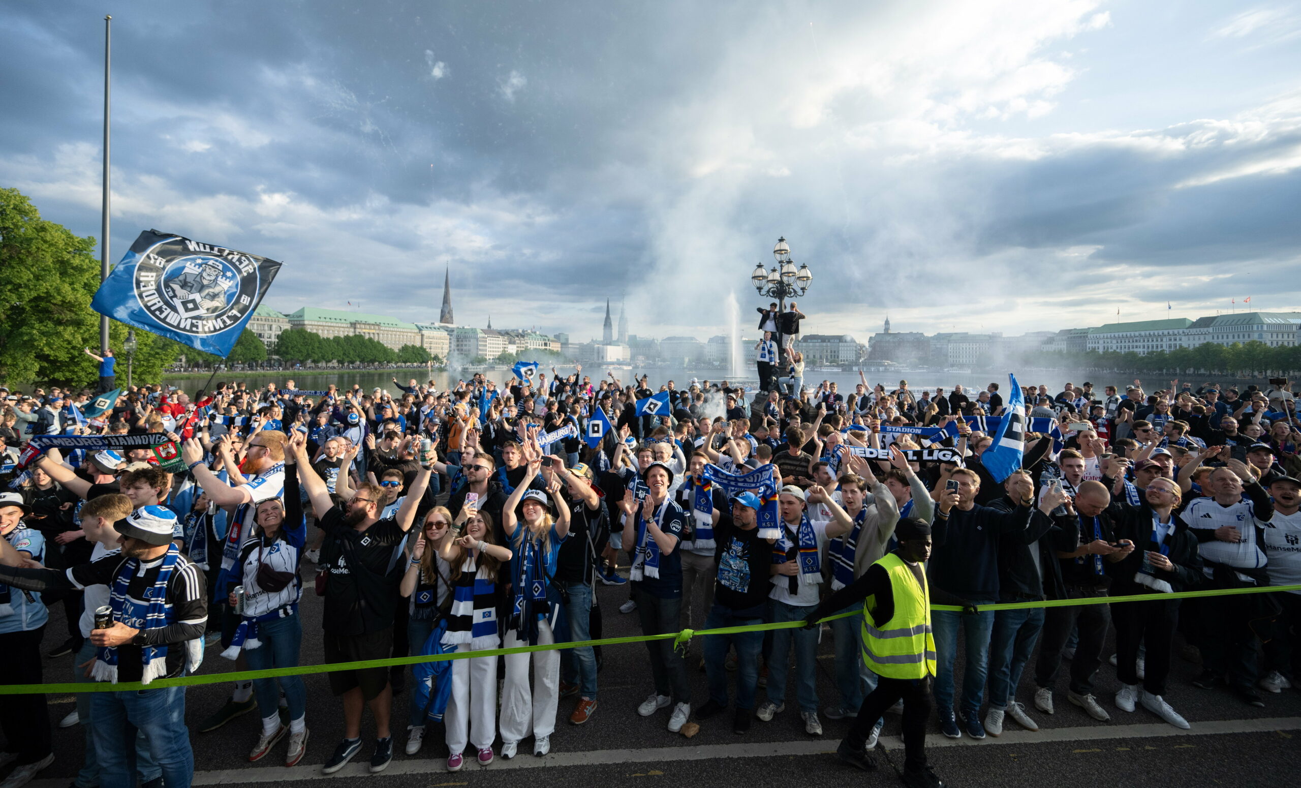 HSV-Fans bei der Aufstiegsparty