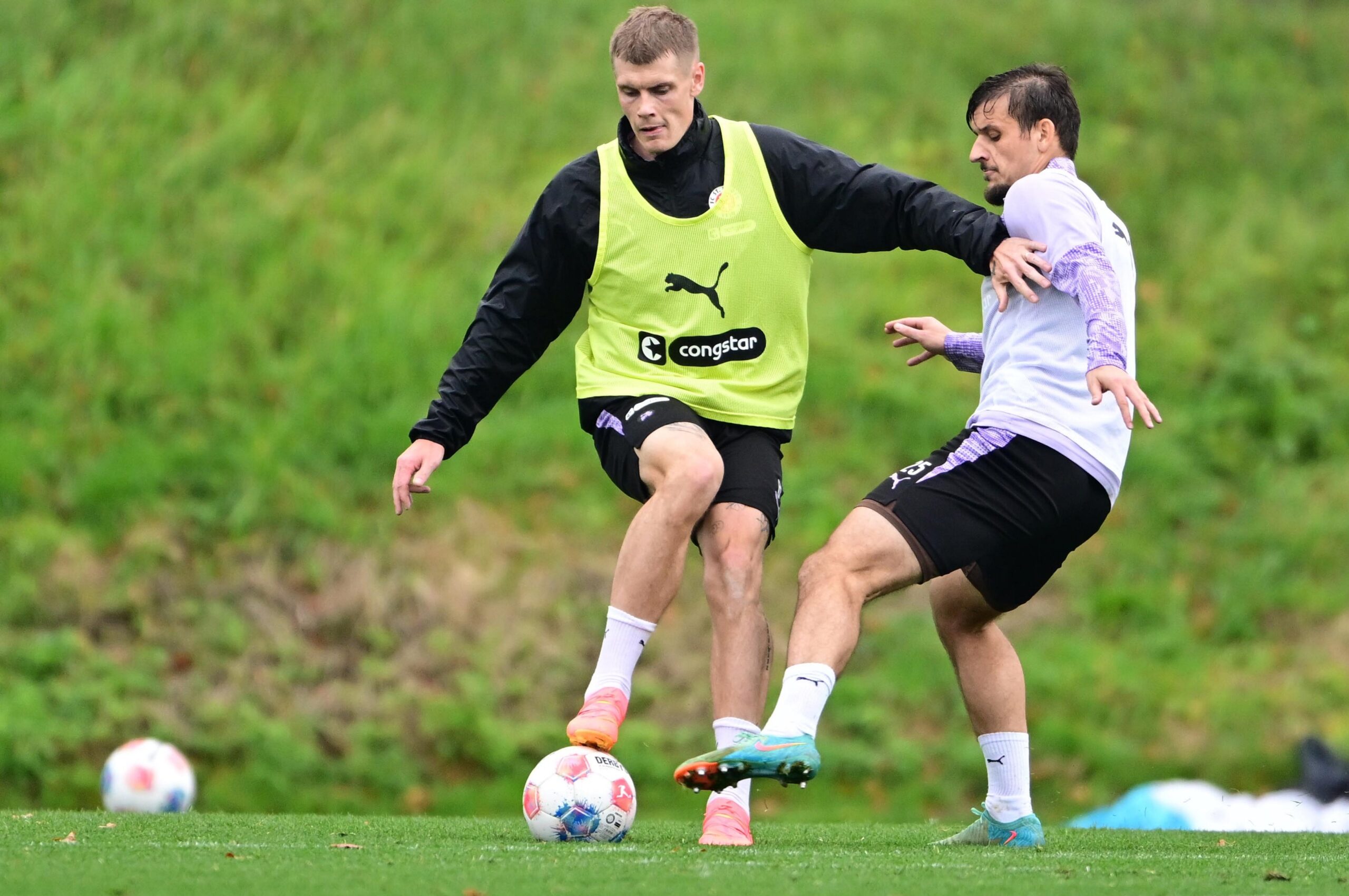 Eric Smith im Training gegen Adam Dzwigala