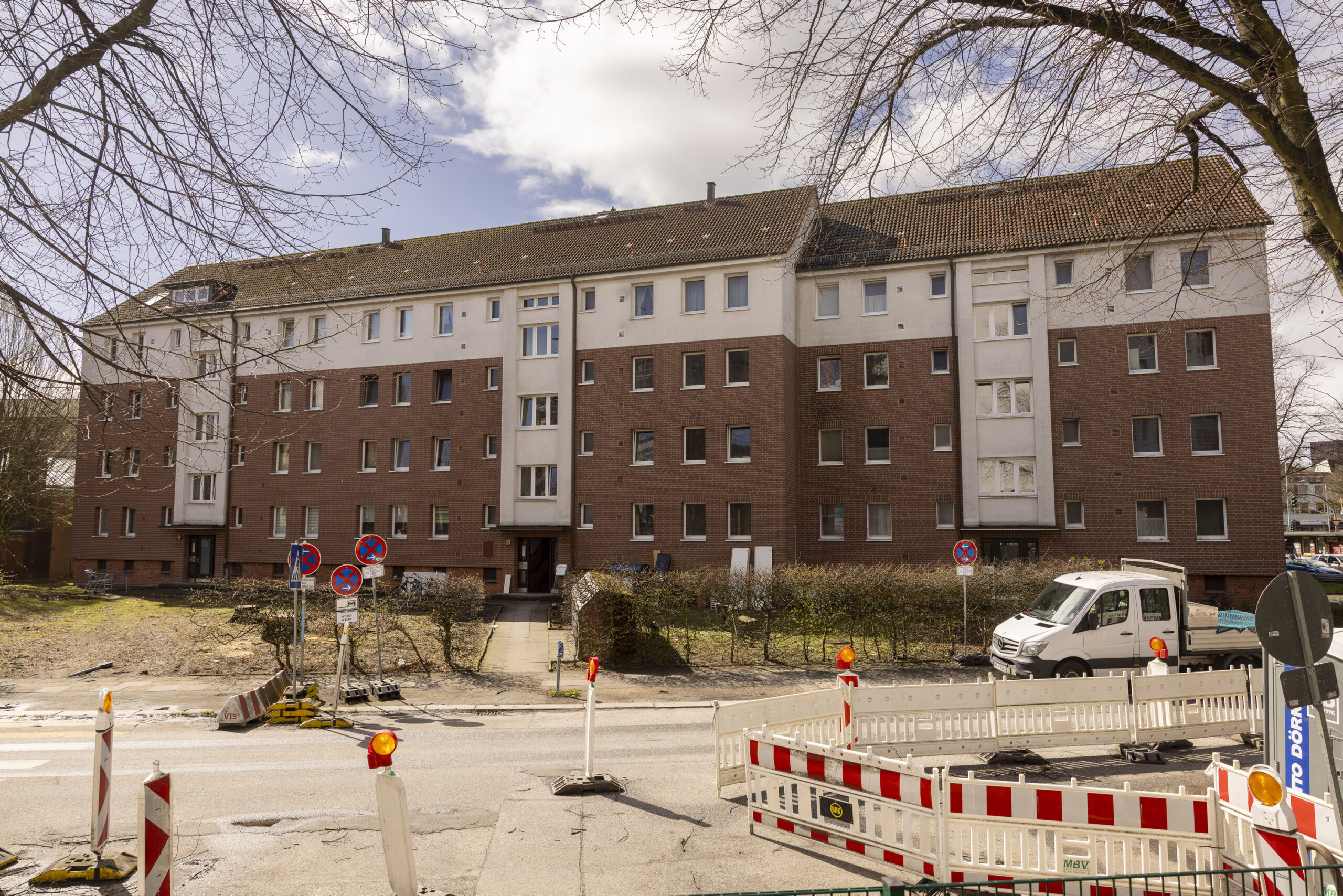 Dieses energetisch sanierte Mietshaus von 1961 soll für Neubauten abgerissen werden.