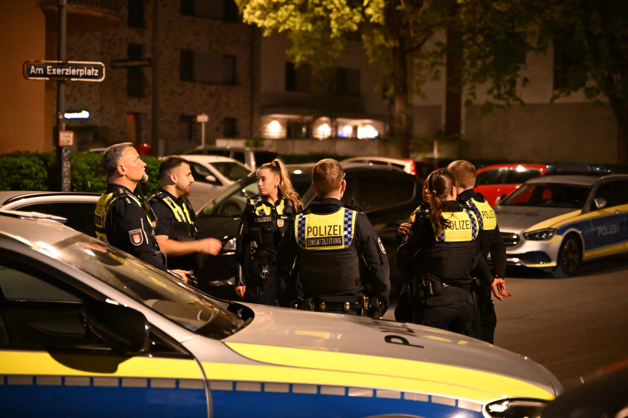 Die Polizei war mit einem Großaufgebot vor Ort.