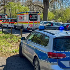 Üble Gerüche aus Tüte – Großeinsatz an Schue in Jesteburg