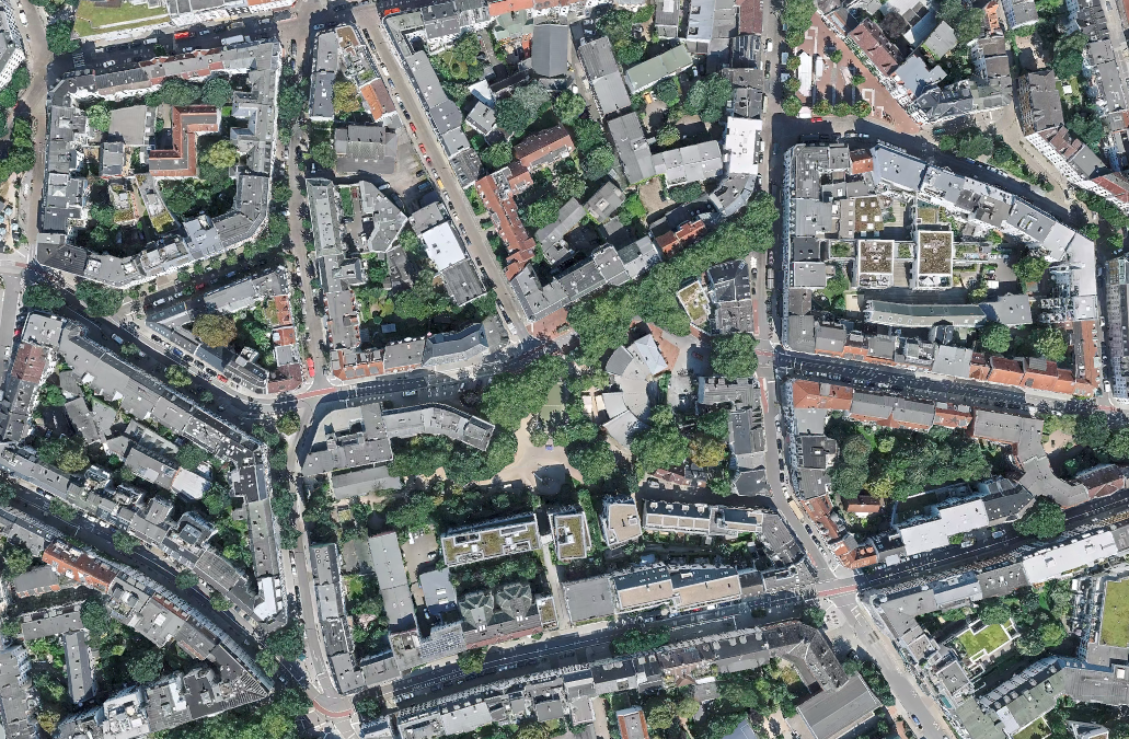 Satellitenaufnahme auf die Bahrenfelder Straße.