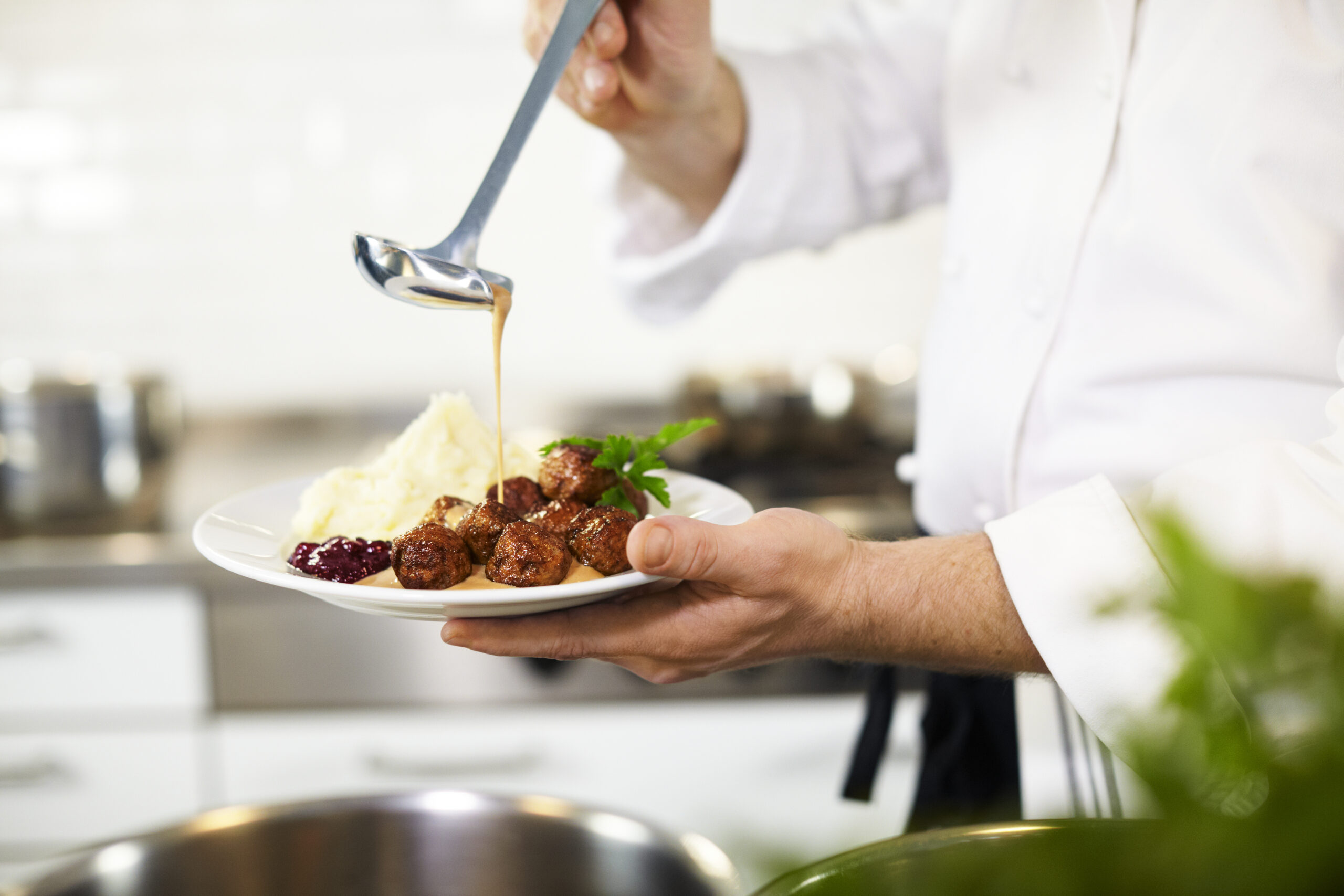 Die beliebten (Fleisch‑)Bällchen gibt es schon bald in ungewöhnlicher Ausführung – als Lolli!
